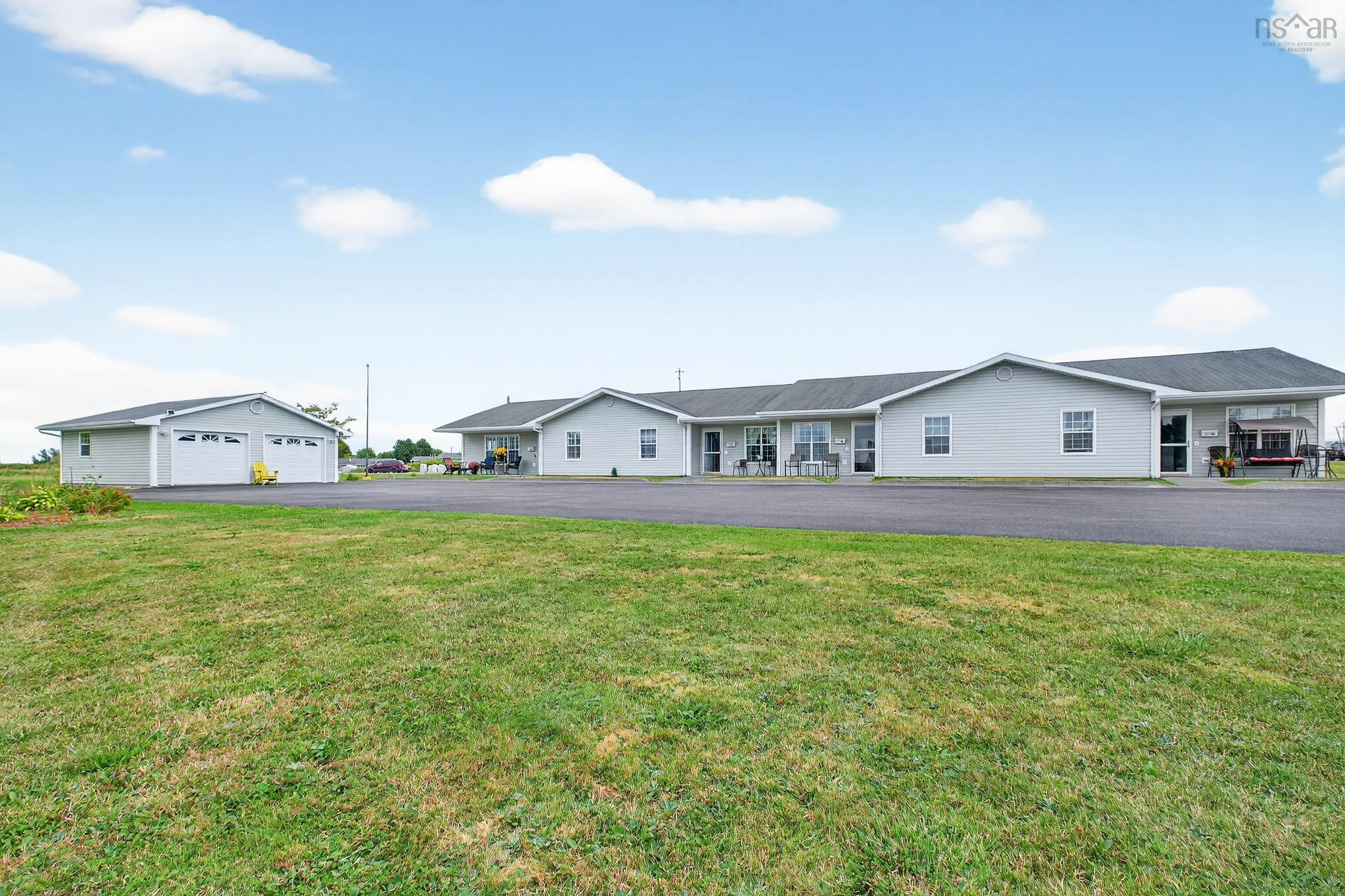 69-71-73-75 Dundee Drive, Sydney, NS B1P 5V2, 8 Bedrooms Bedrooms, ,Residential Income,For Sale,Dundee,202521774