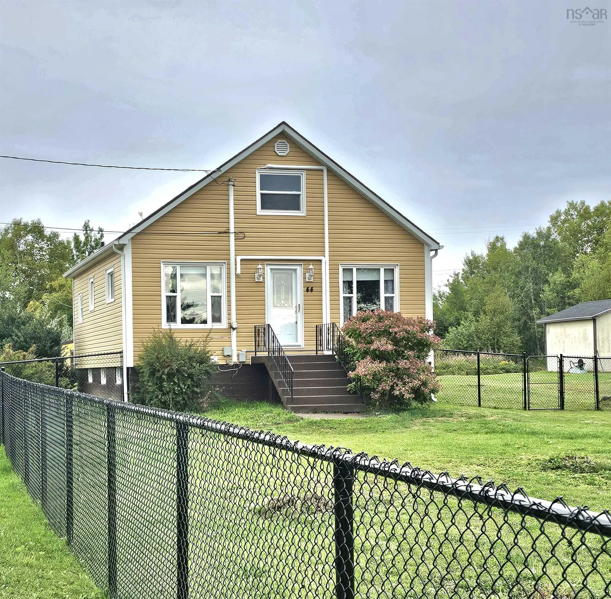 44 Colonel Street, Bras Dor, NS B1Y 2L3, 3 Bedrooms Bedrooms, ,1 BathroomBathrooms,Residential,For Sale,Colonel,202522775