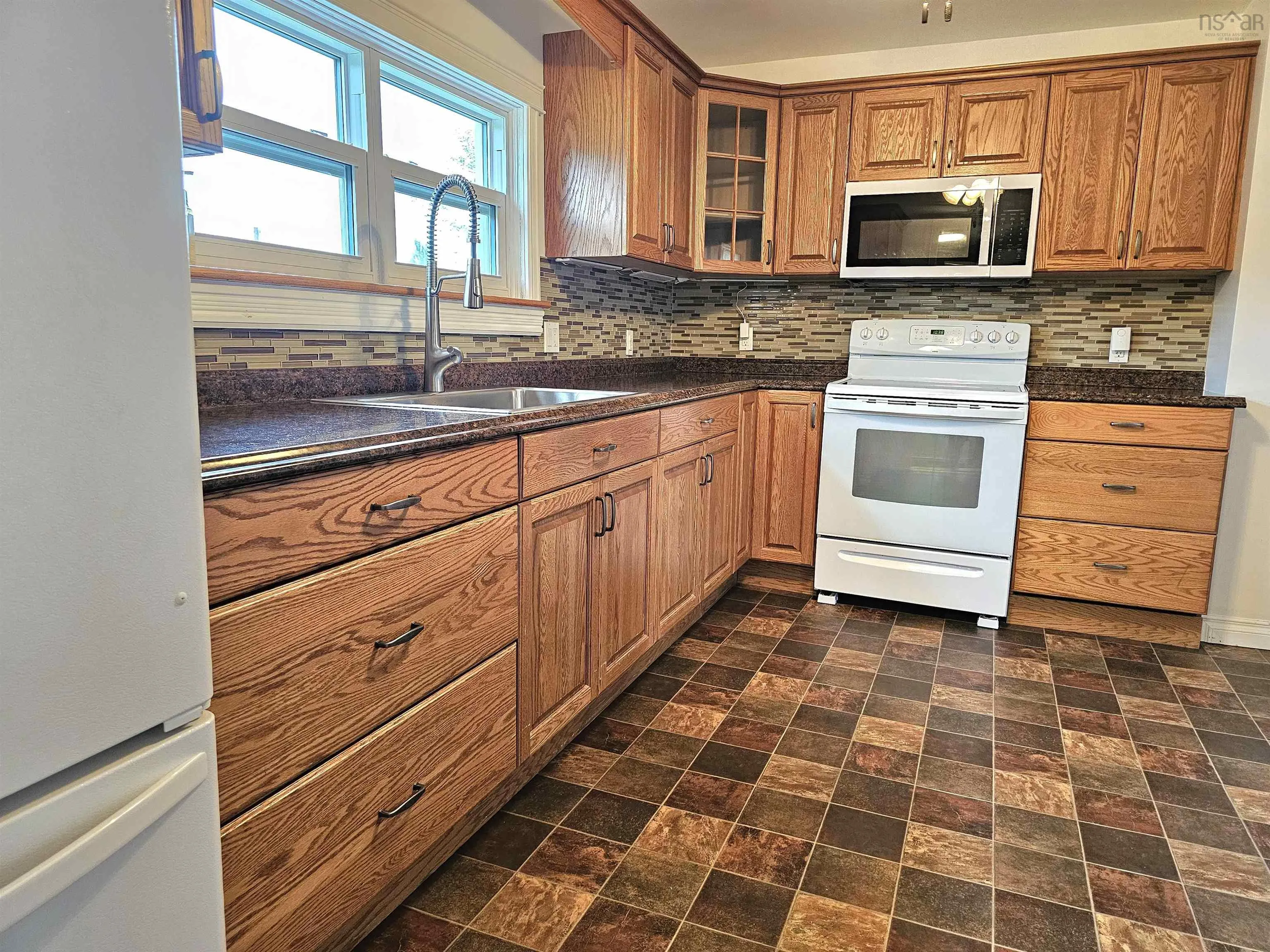 44 Colonel Street, Bras Dor, NS B1Y 2L3, 3 Bedrooms Bedrooms, ,1 BathroomBathrooms,Residential,For Sale,Colonel,202522775