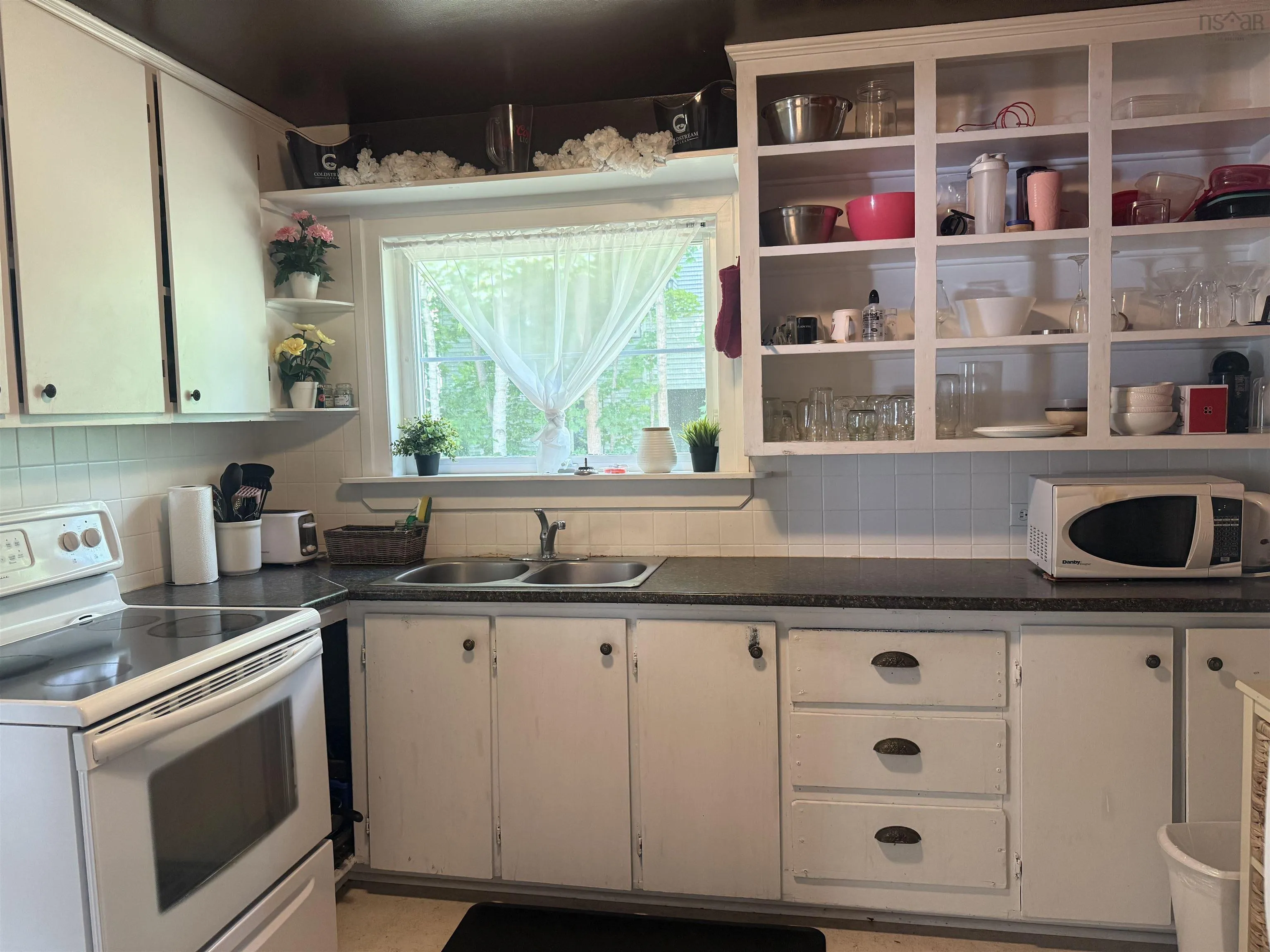 114 Hawthorne Street, Antigonish, NS B2G 1A9, 3 Bedrooms Bedrooms, ,2 BathroomsBathrooms,Residential,For Sale,Hawthorne,202525534
