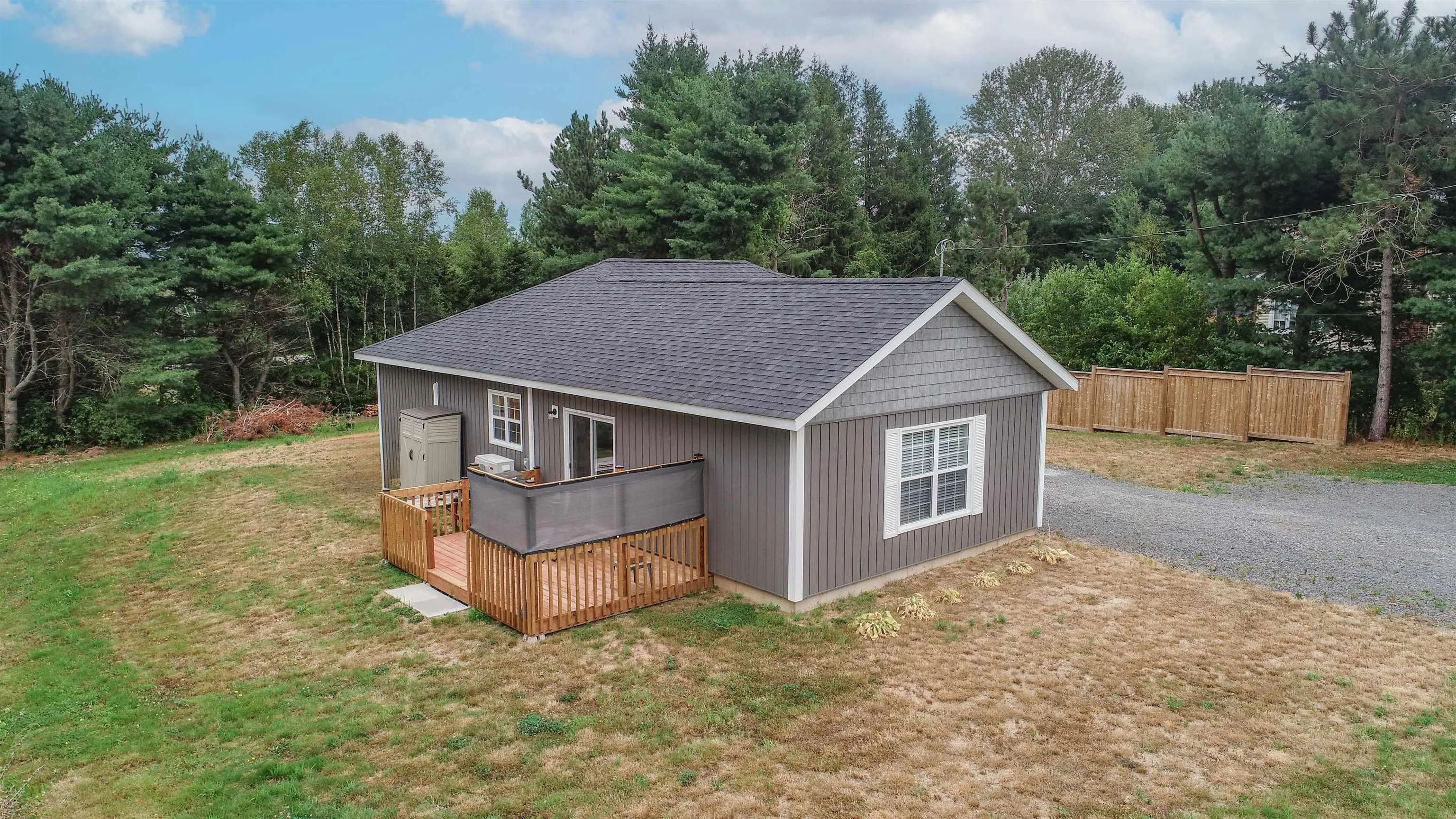 35 Blomidon View Dr, Port Williams, NS B0P 1T0, 2 Bedrooms Bedrooms, ,1 BathroomBathrooms,Residential,For Sale,Blomidon View Dr,202522289