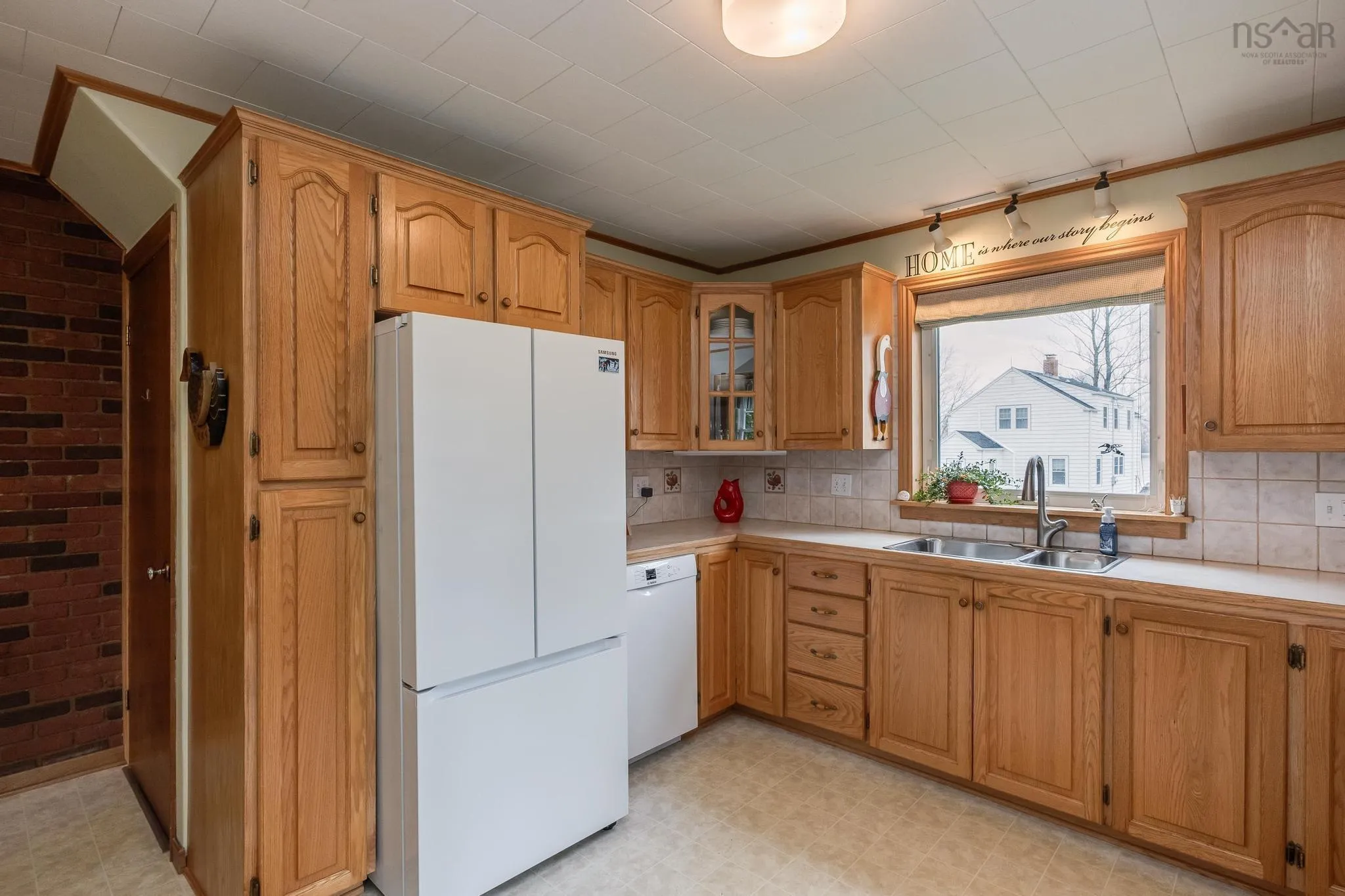 220 Alexander Street, Windsor Ns B0n 2t0, 4 Bedrooms Bedrooms, ,2 BathroomsBathrooms,Residential,For Sale,Alexander,202509335