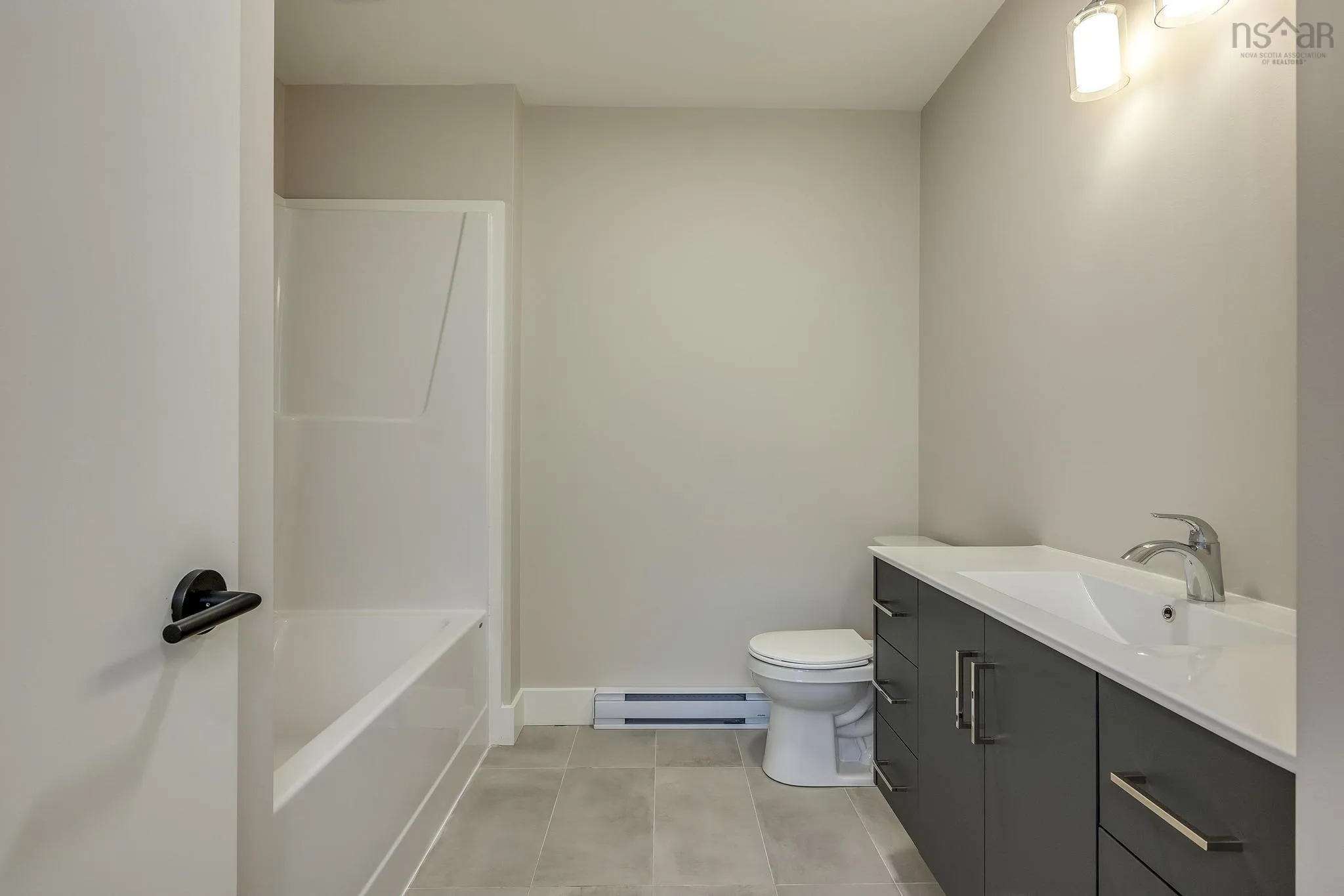 81b-183 Colonial Crescent, Halifax, NS B3R 2H8, 5 Bedrooms Bedrooms, ,4 BathroomsBathrooms,Residential,For Sale,Colonial,202524841