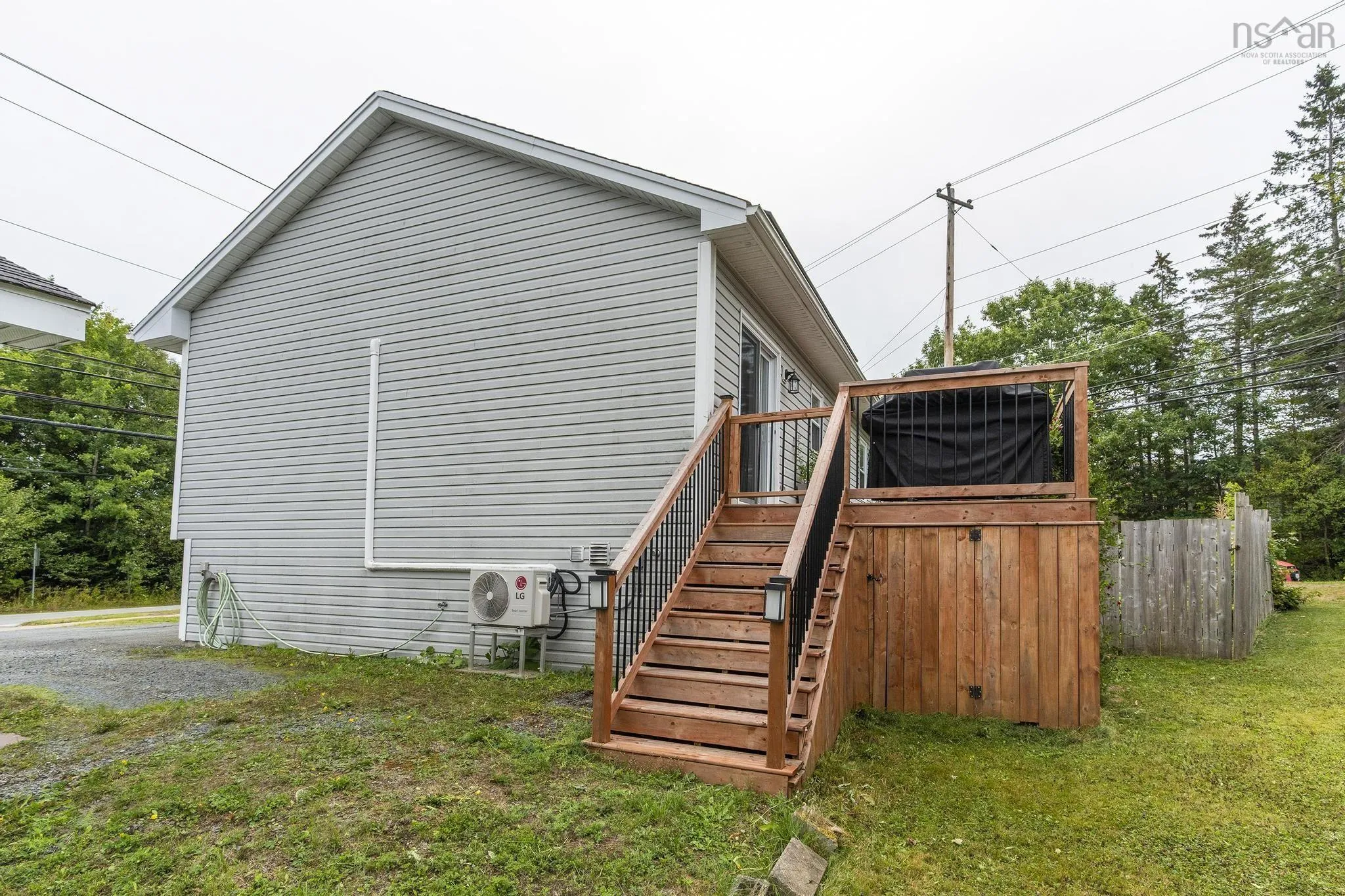 1200 Sackville Drive, Middle Sackville, NS B4E 3G1, 3 Bedrooms Bedrooms, ,2 BathroomsBathrooms,Residential,For Sale,Sackville,202524857