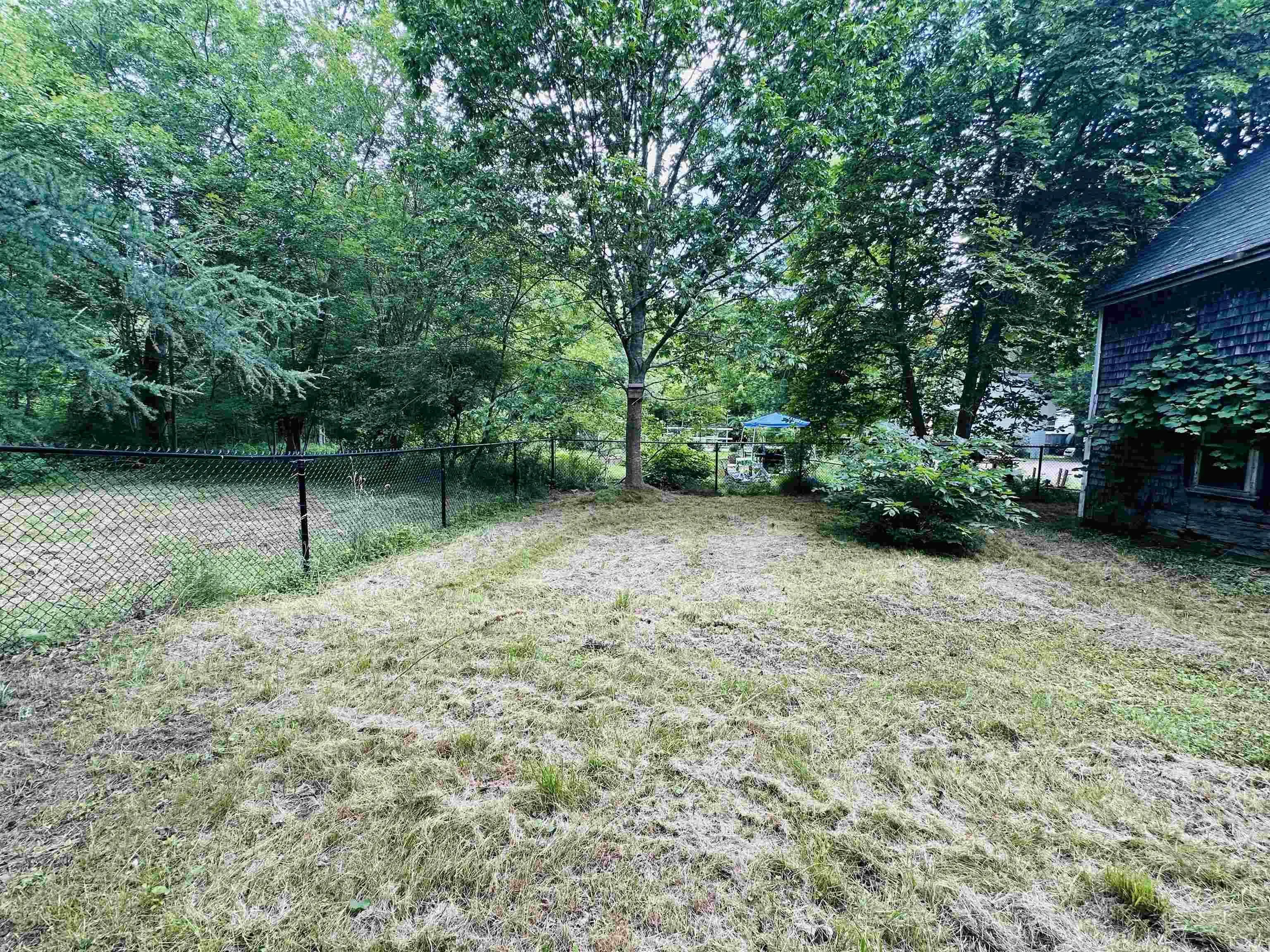 210 Victoria Road, Bridgewater, NS B4V 2N9, 3 Bedrooms Bedrooms, ,2 BathroomsBathrooms,Residential,For Sale,Victoria,202519635