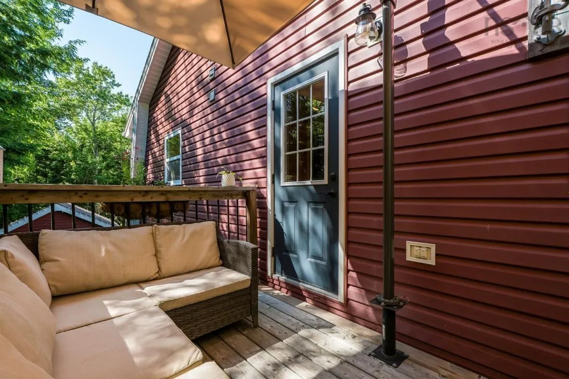 115 Springfield Lake Road, Middle Sackville, NS B4E 3B1, 2 Bedrooms Bedrooms, ,2 BathroomsBathrooms,Residential,For Sale,Springfield Lake,202518197