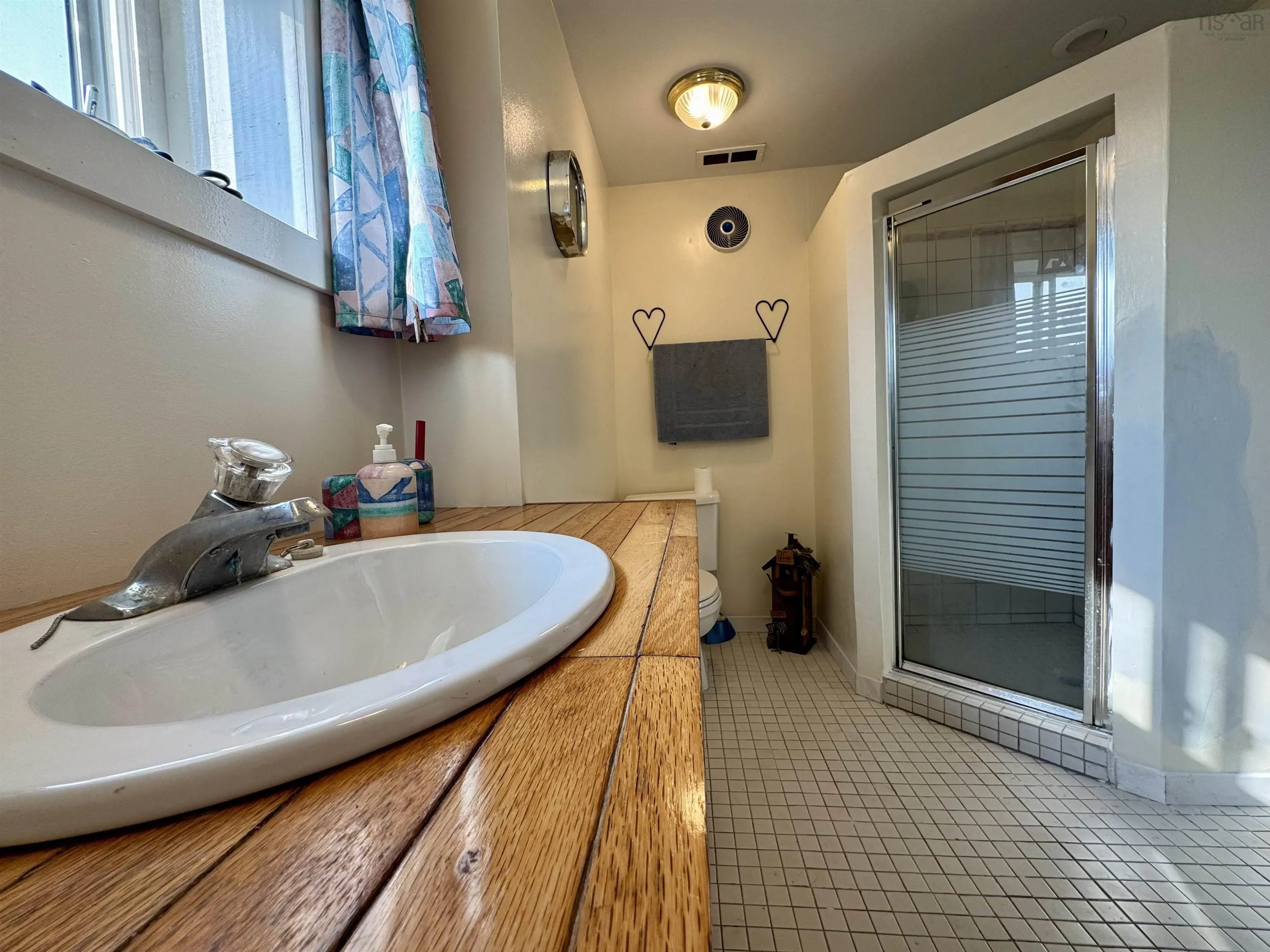 9684 St. Peter's Fourchu Rd., Fourchu, NS B2J 1A5, 4 Bedrooms Bedrooms, ,2 BathroomsBathrooms,Residential,For Sale,St. Peter's Fourchu Rd.,202522575