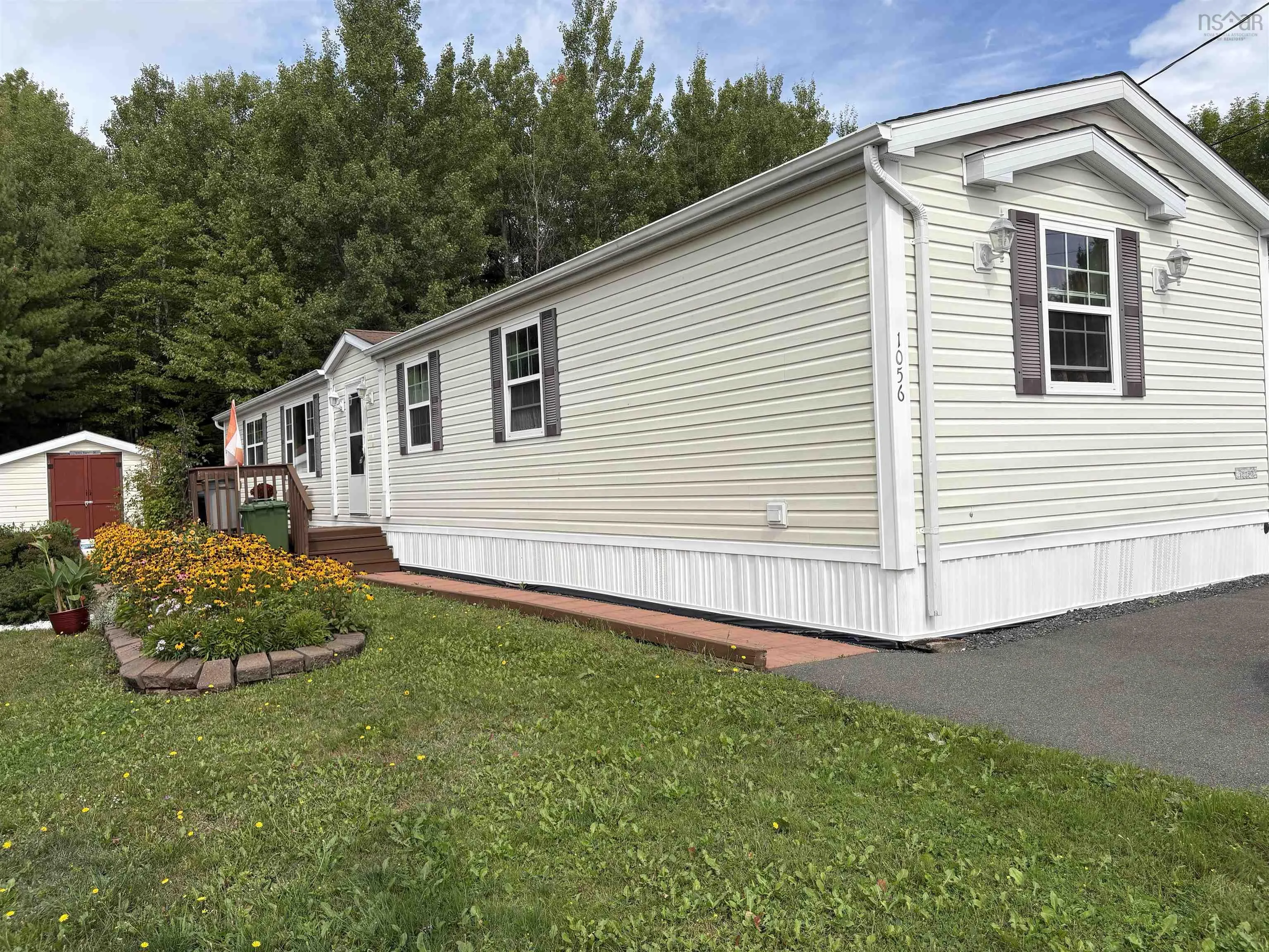 1056 Park Lane, Westville, NS B0K 2A0, 3 Bedrooms Bedrooms, ,2 BathroomsBathrooms,Residential,For Sale,Park,202522755