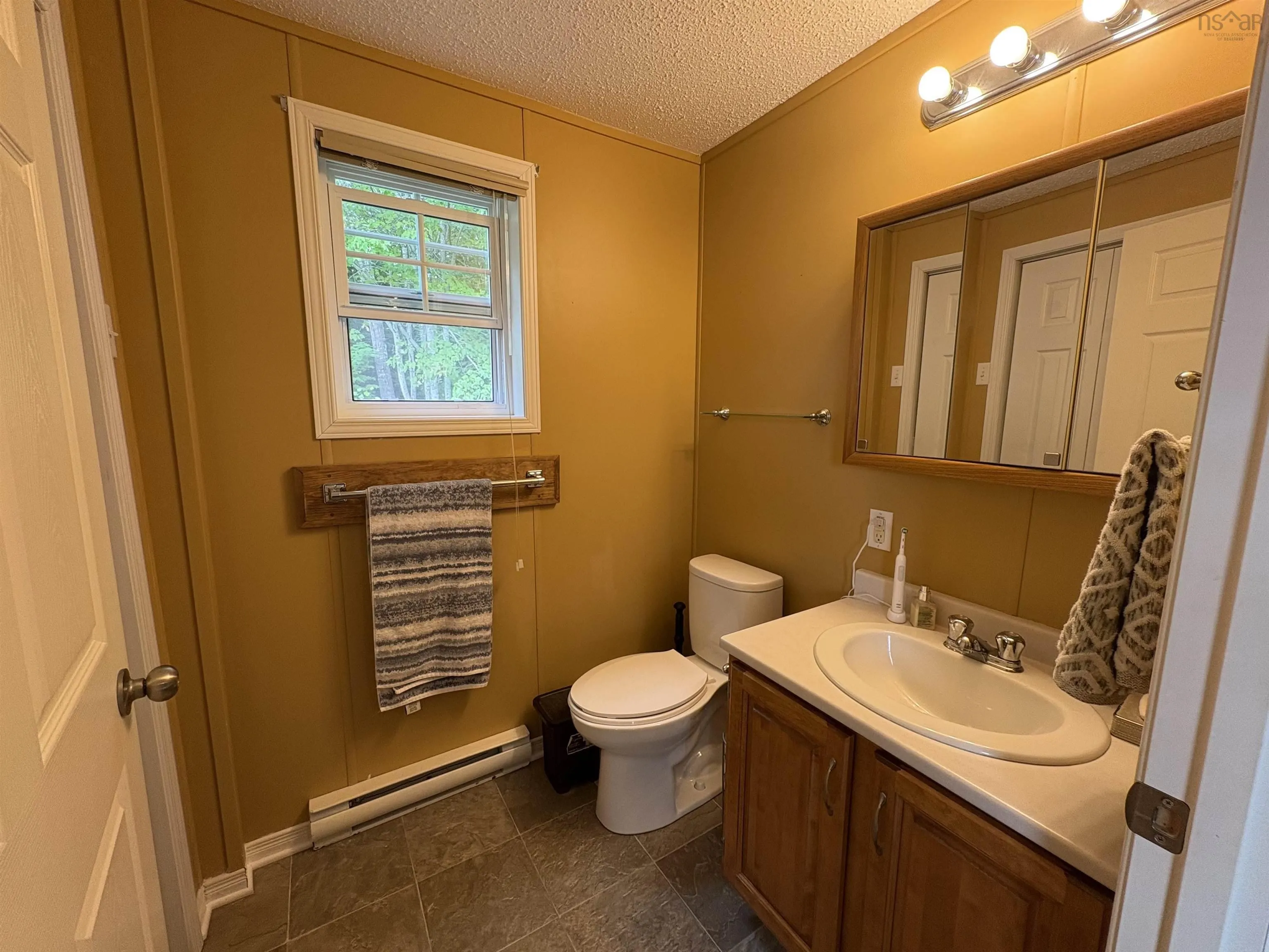 1056 Park Lane, Westville, NS B0K 2A0, 3 Bedrooms Bedrooms, ,2 BathroomsBathrooms,Residential,For Sale,Park,202522755