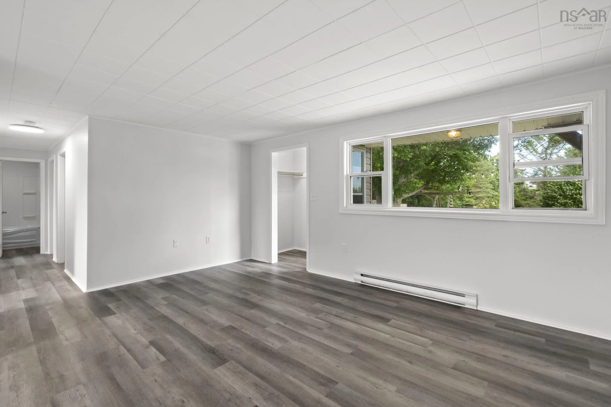 1592 Crossley Court, Windsor, NS B0N 2T0, 12 Bedrooms Bedrooms, ,Residential Income,For Sale,Crossley,202518317
