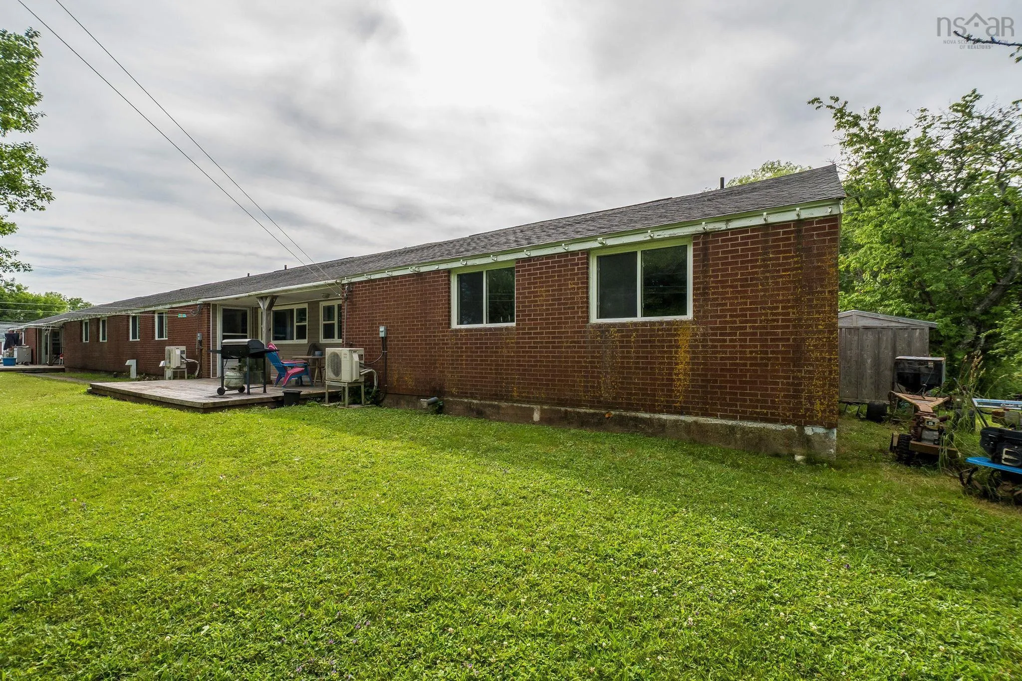 1592 Crossley Court, Windsor, NS B0N 2T0, 12 Bedrooms Bedrooms, ,Residential Income,For Sale,Crossley,202518317