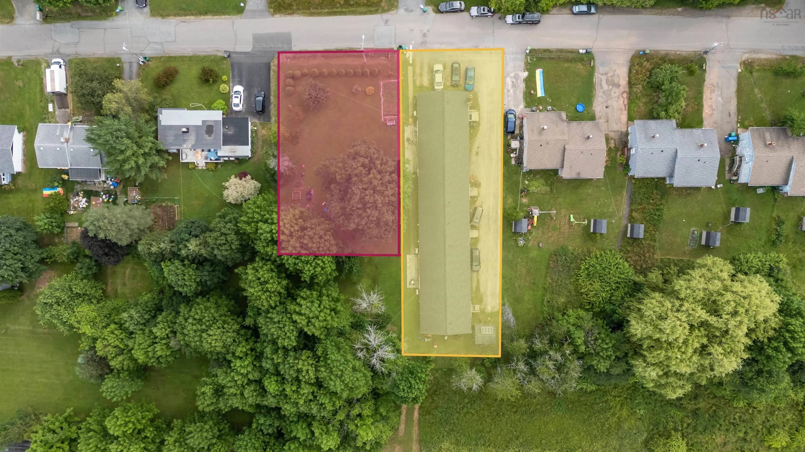 1592 Crossley Court, Windsor, NS B0N 2T0, 12 Bedrooms Bedrooms, ,Residential Income,For Sale,Crossley,202518317