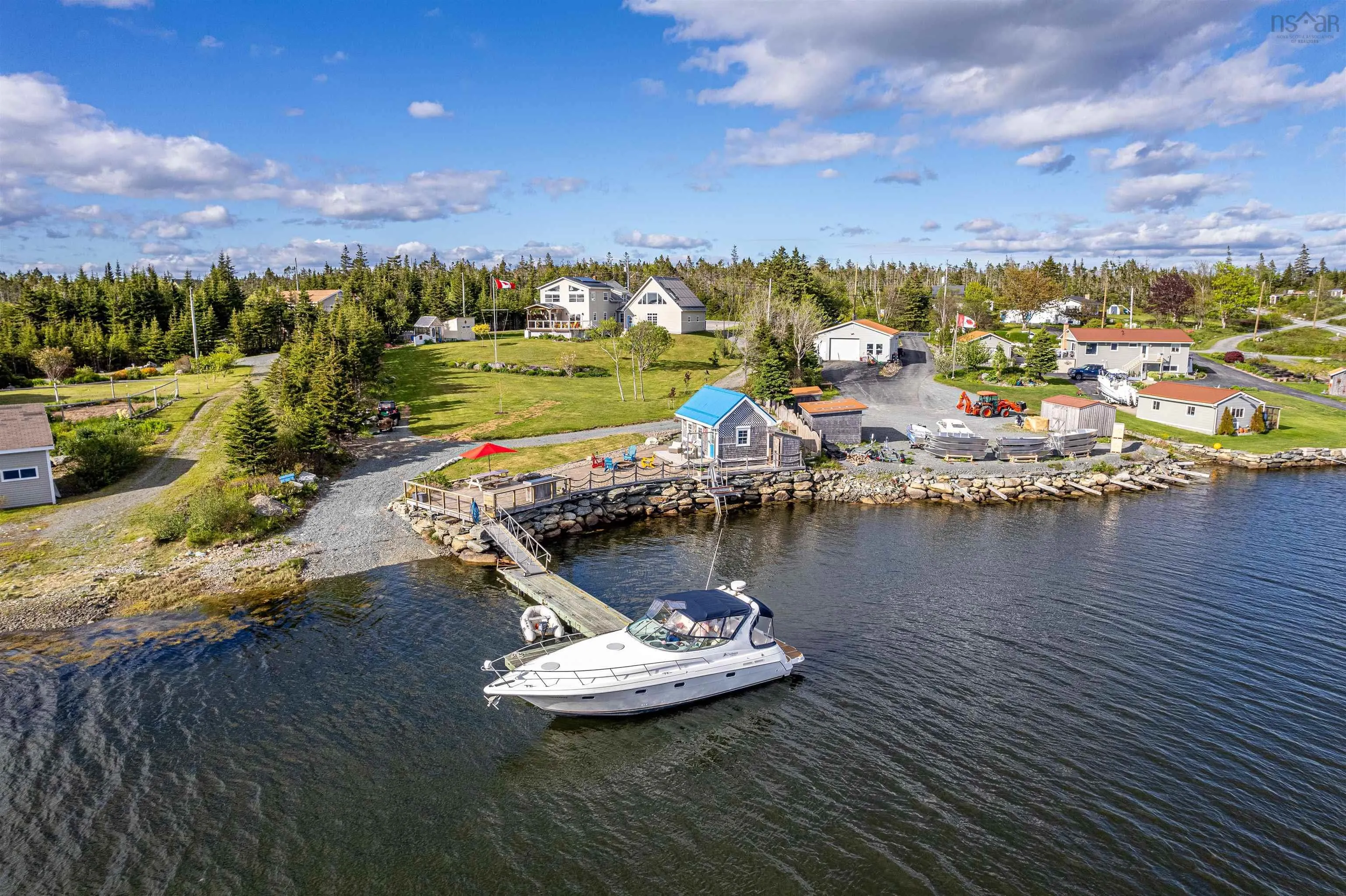 2270 Ostrea Lake Road, Ostrea Lake, NS B0J 2L0, 4 Bedrooms Bedrooms, ,3 BathroomsBathrooms,Residential,For Sale,Ostrea Lake,202522673
