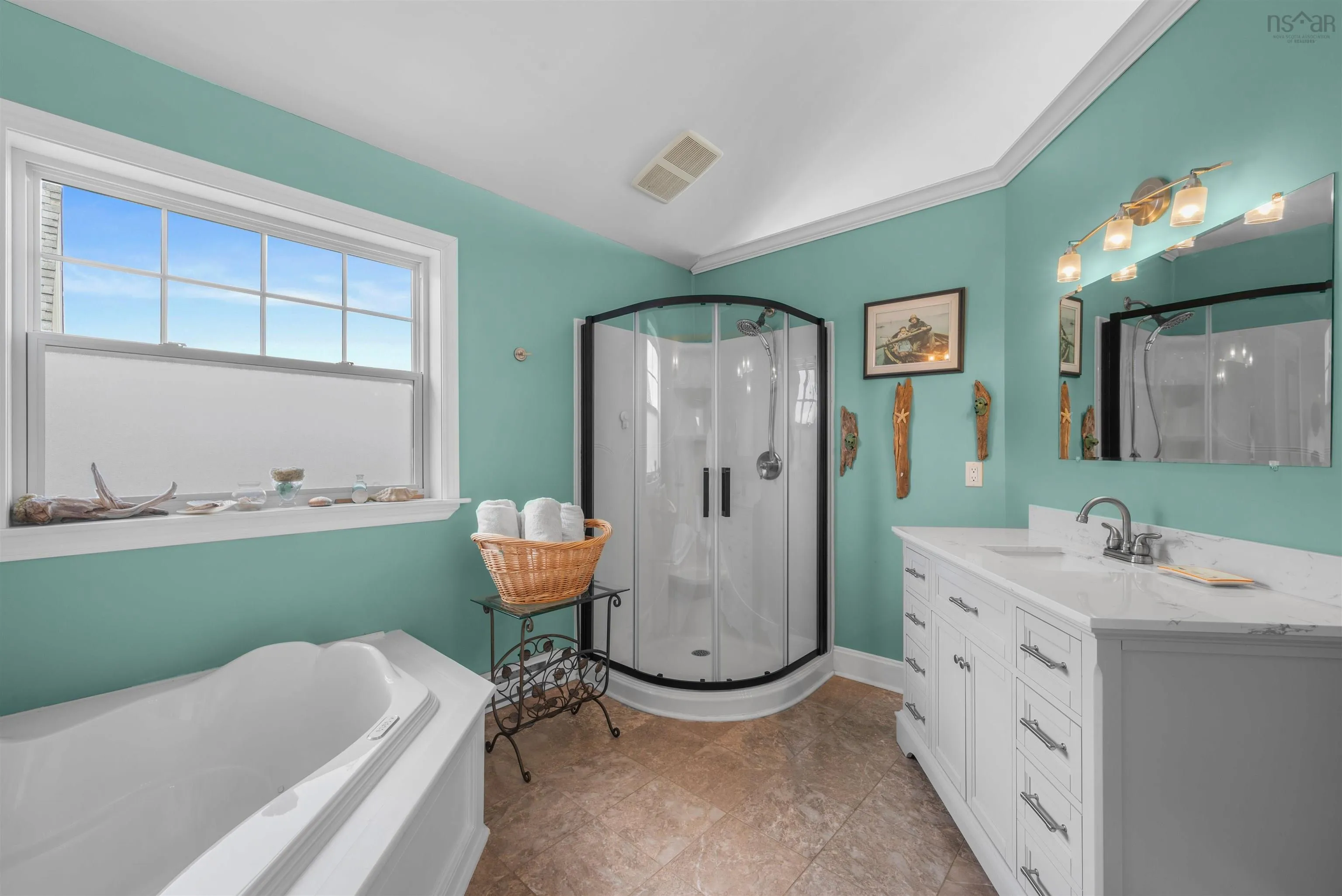 2270 Ostrea Lake Road, Ostrea Lake, NS B0J 2L0, 4 Bedrooms Bedrooms, ,3 BathroomsBathrooms,Residential,For Sale,Ostrea Lake,202522673