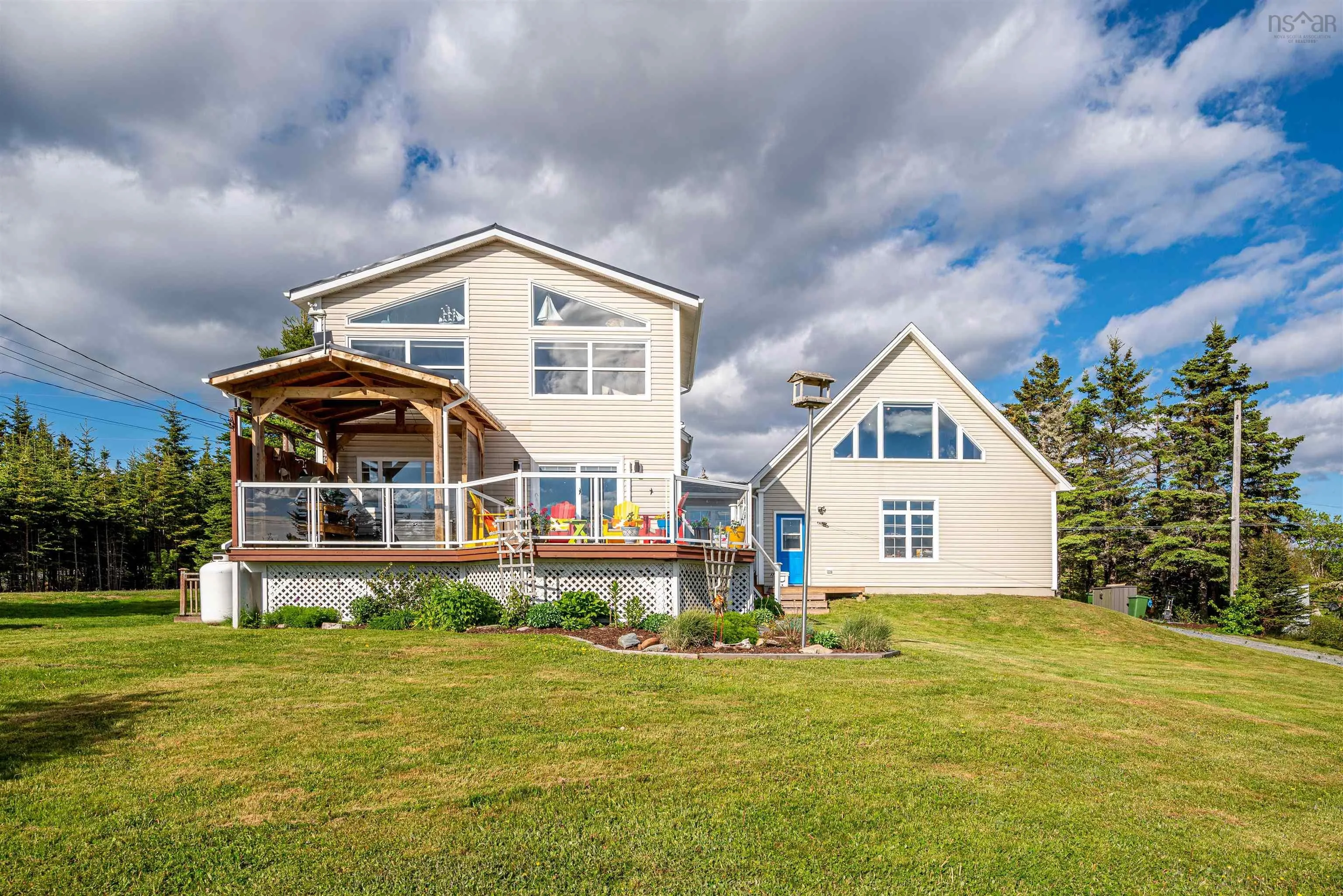 2270 Ostrea Lake Road, Ostrea Lake, NS B0J 2L0, 4 Bedrooms Bedrooms, ,3 BathroomsBathrooms,Residential,For Sale,Ostrea Lake,202522673