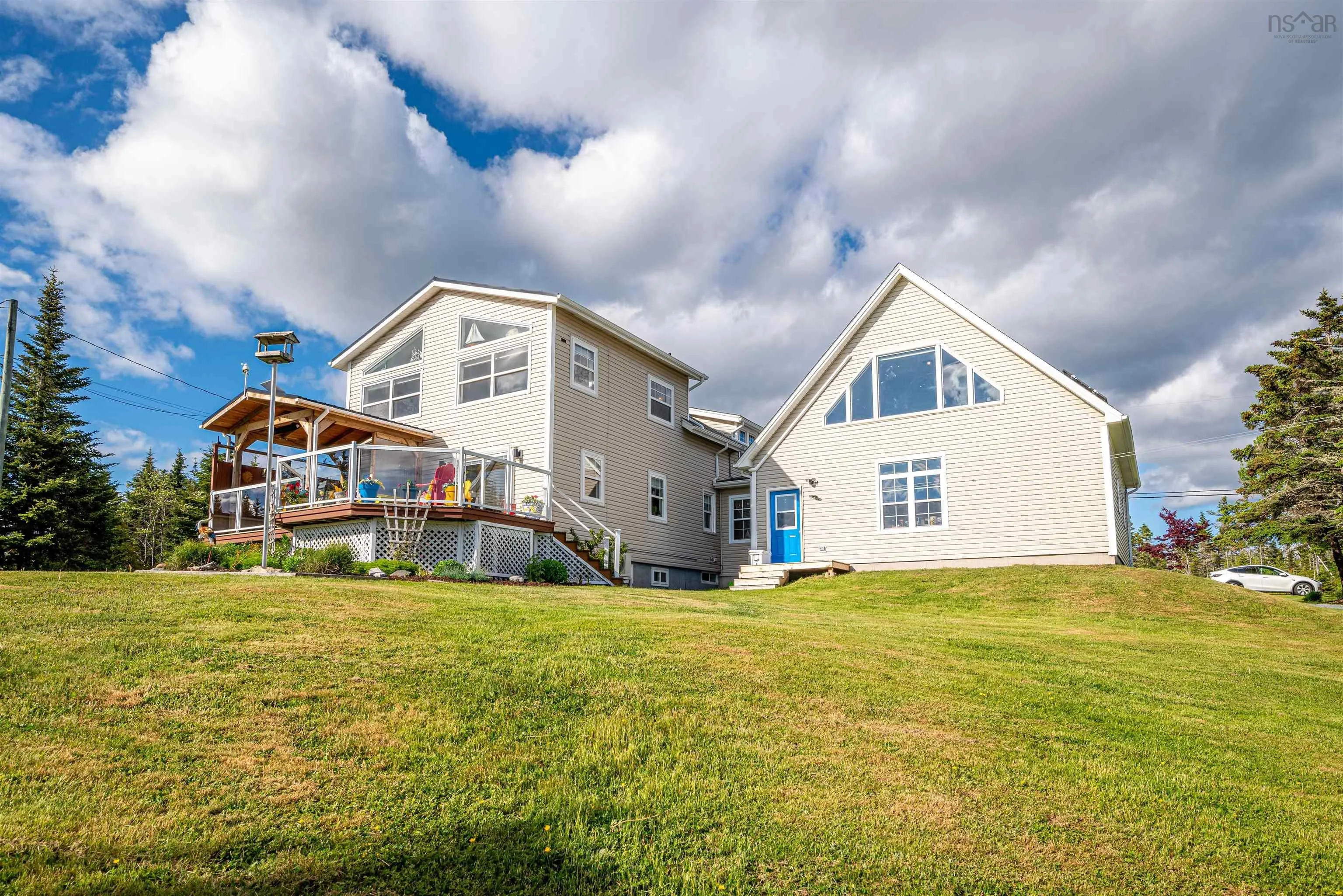 2270 Ostrea Lake Road, Ostrea Lake, NS B0J 2L0, 4 Bedrooms Bedrooms, ,3 BathroomsBathrooms,Residential,For Sale,Ostrea Lake,202522673
