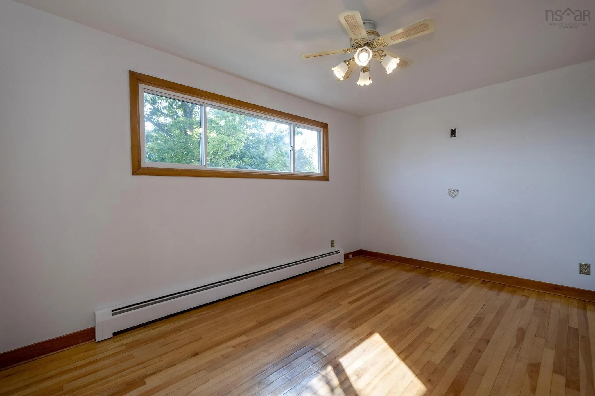 6 Austen Drive, Dartmouth, NS B2W 3M2, 4 Bedrooms Bedrooms, ,2 BathroomsBathrooms,Residential,For Sale,Austen,202521174