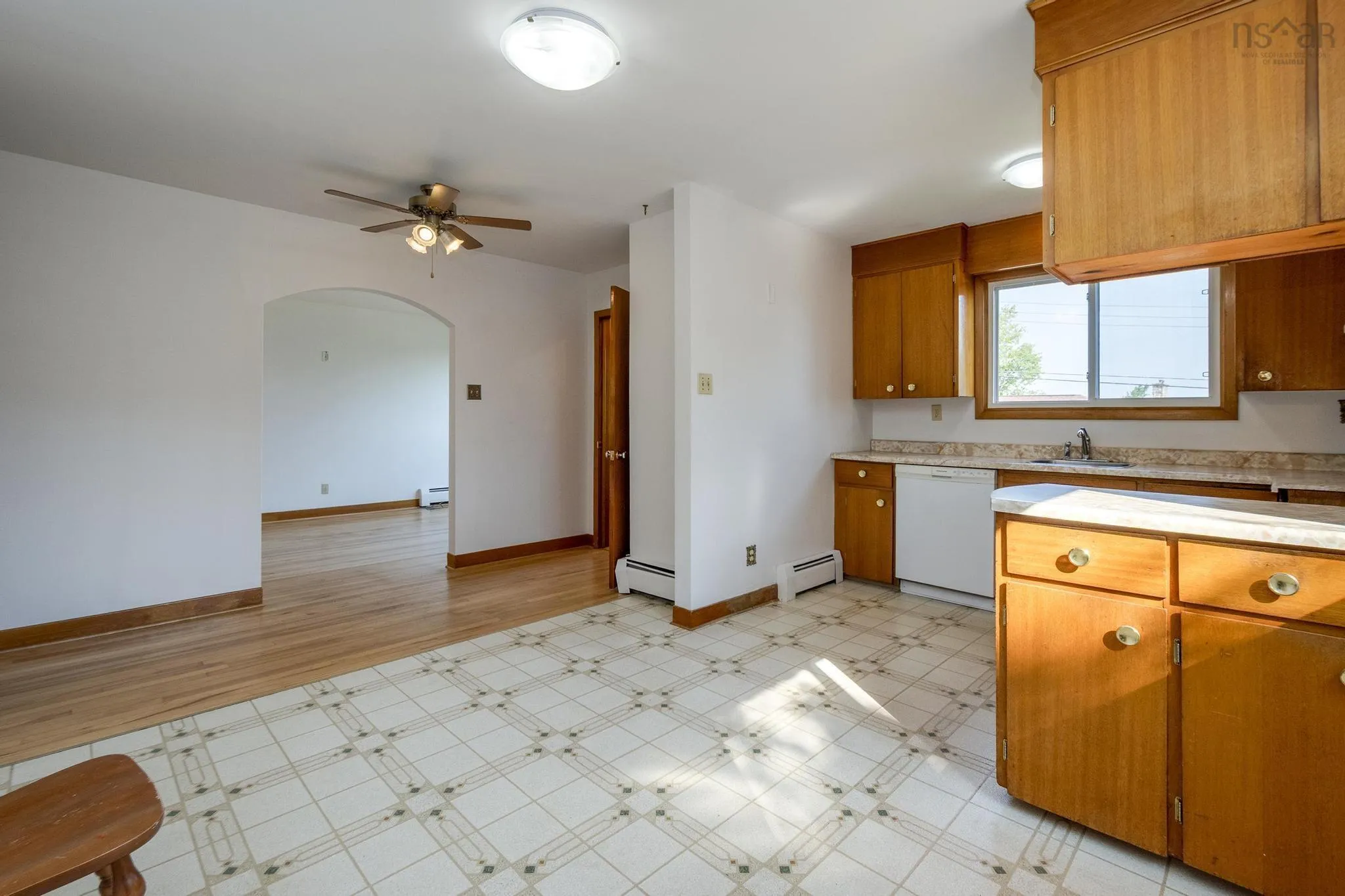 6 Austen Drive, Dartmouth, NS B2W 3M2, 4 Bedrooms Bedrooms, ,2 BathroomsBathrooms,Residential,For Sale,Austen,202521174