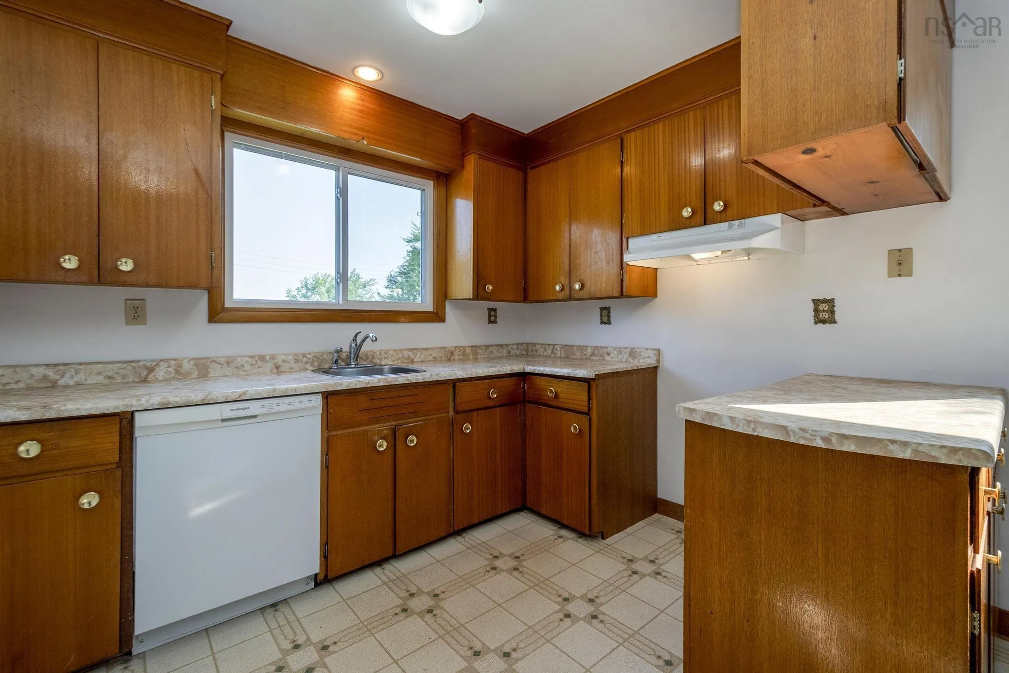 6 Austen Drive, Dartmouth, NS B2W 3M2, 4 Bedrooms Bedrooms, ,2 BathroomsBathrooms,Residential,For Sale,Austen,202521174