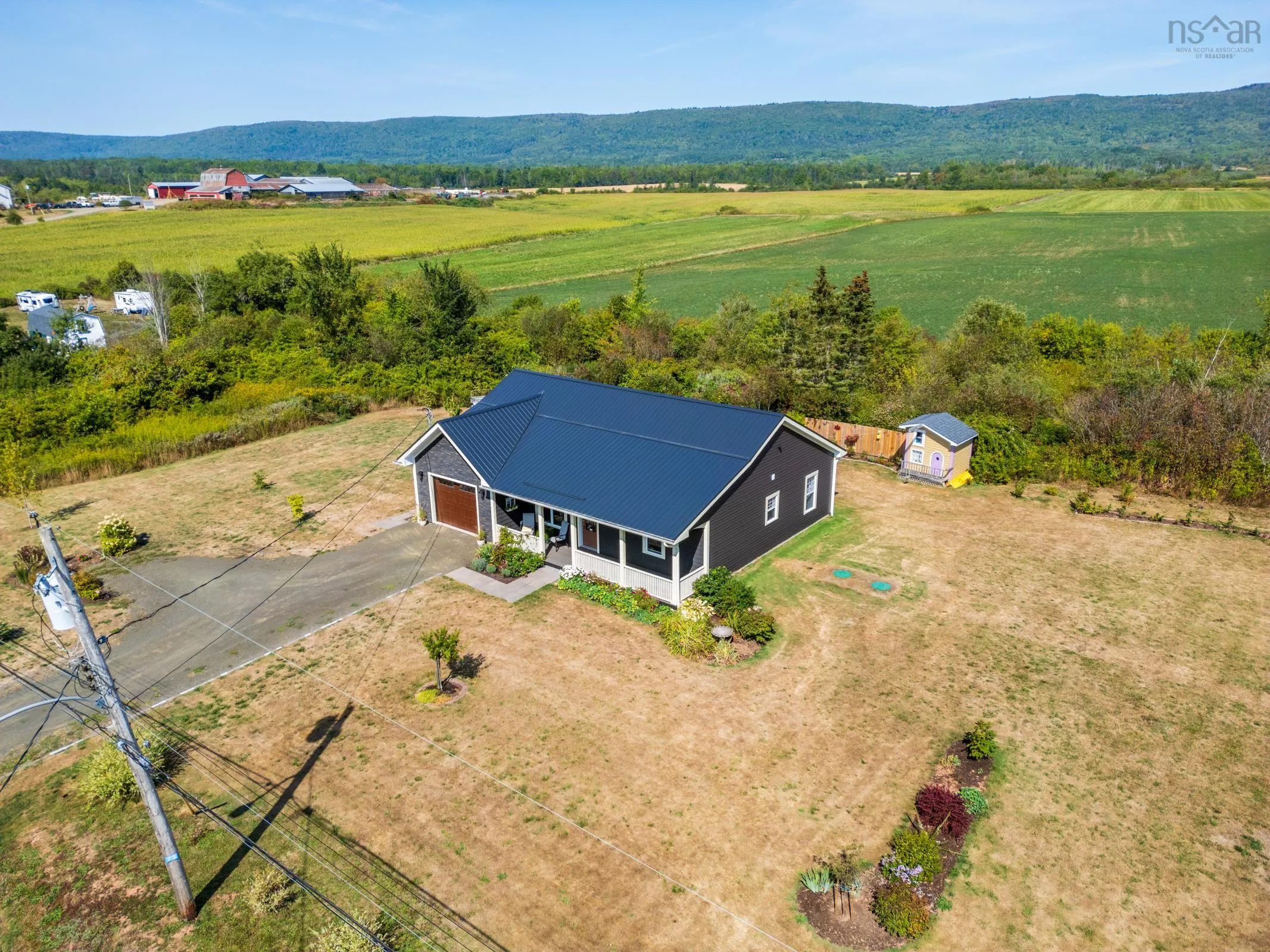 73 Granville Street, Bridgetown, NS B0S 1C0, 2 Bedrooms Bedrooms, ,1 BathroomBathrooms,Residential,For Sale,Granville,202522238