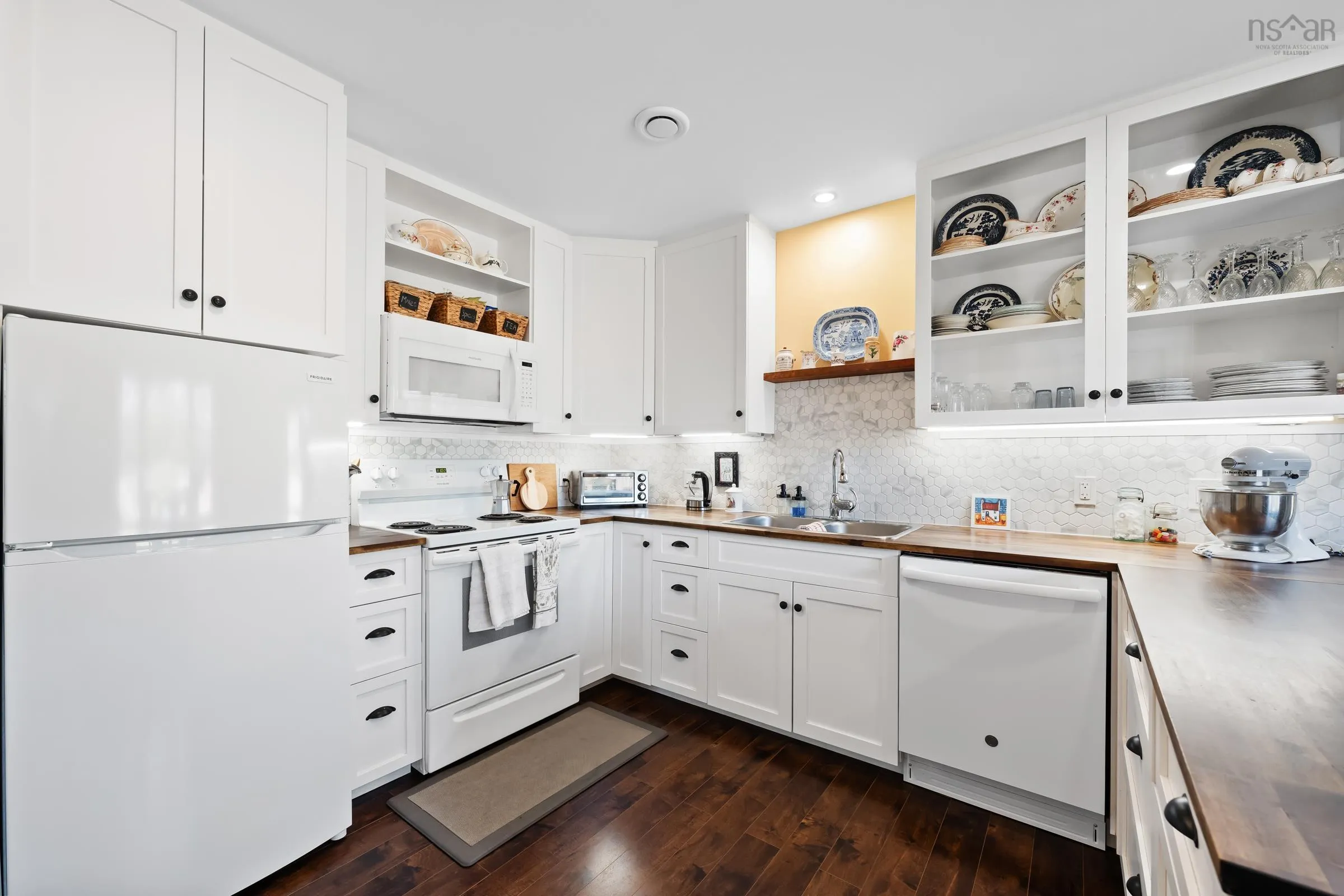 73 Granville Street, Bridgetown, NS B0S 1C0, 2 Bedrooms Bedrooms, ,1 BathroomBathrooms,Residential,For Sale,Granville,202522238