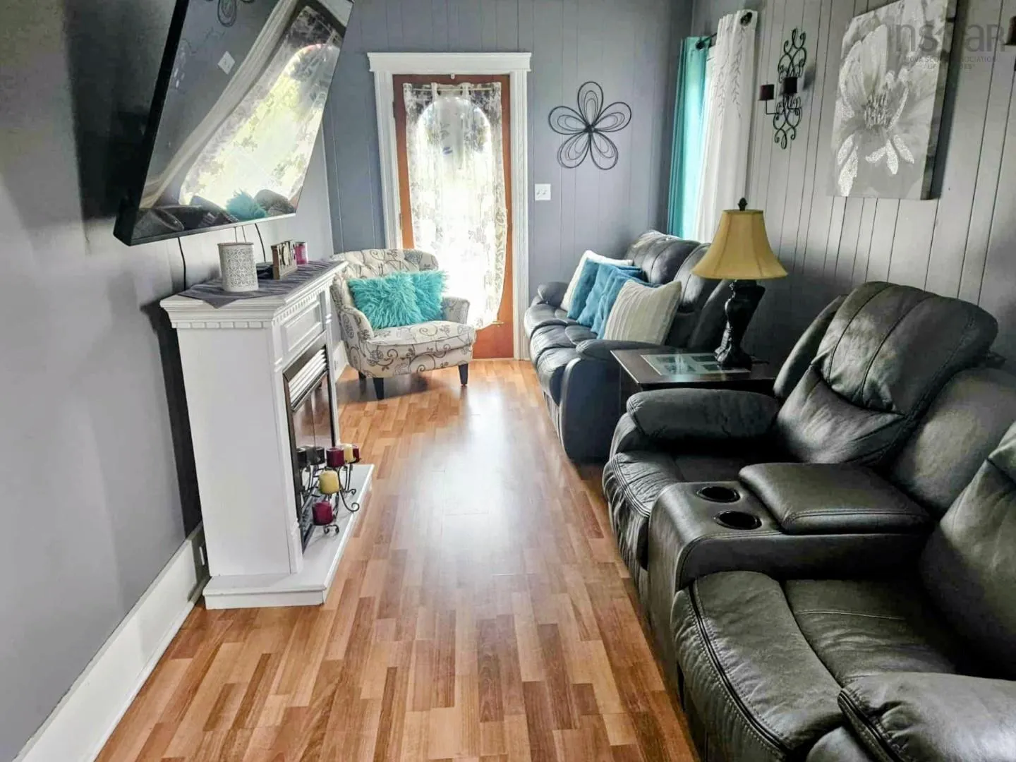 21244 Sydney Road, Reserve Mines, NS B1E 1K1, 2 Bedrooms Bedrooms, ,1 BathroomBathrooms,Residential,For Sale,Sydney,202522979