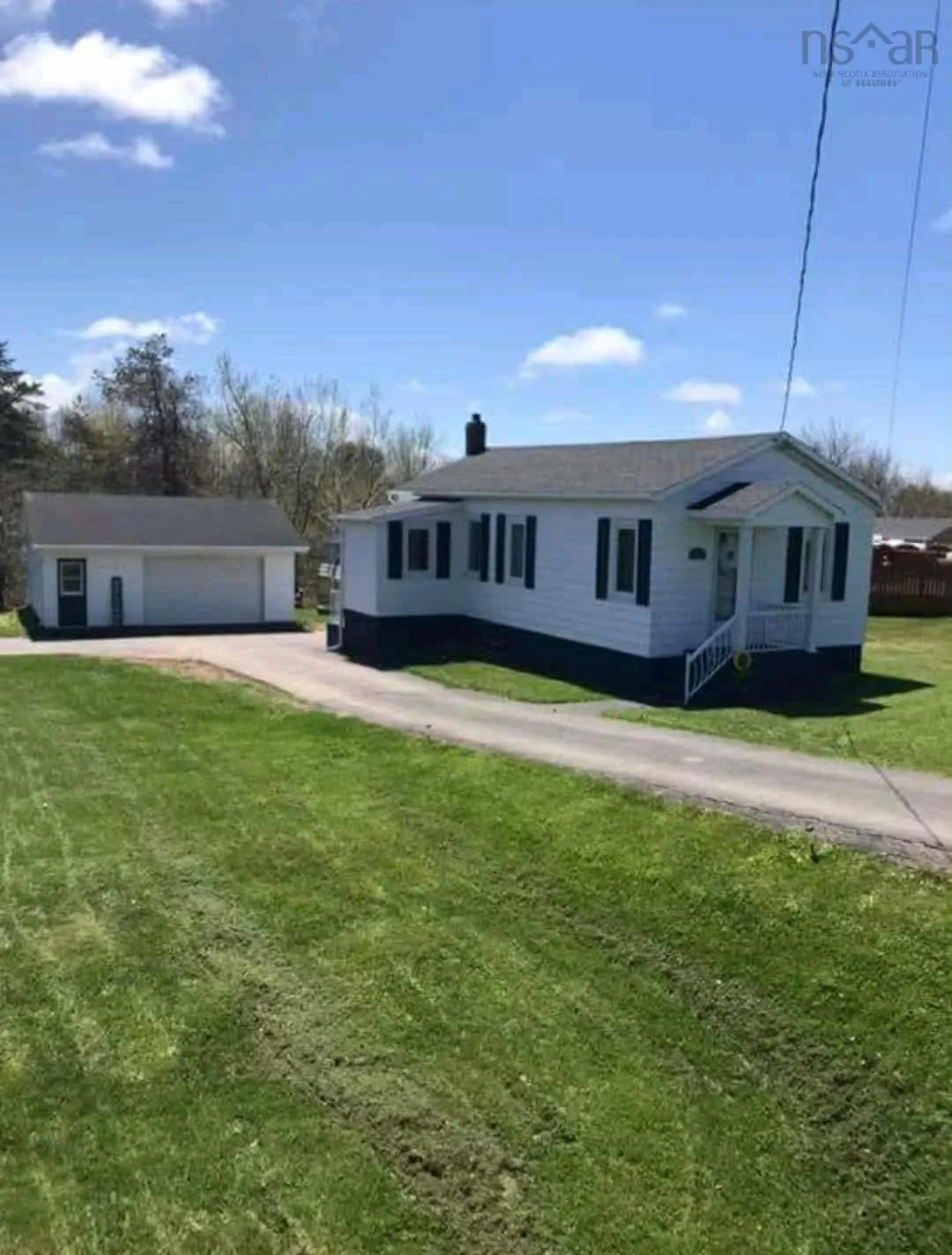 21244 Sydney Road, Reserve Mines, NS B1E 1K1, 2 Bedrooms Bedrooms, ,1 BathroomBathrooms,Residential,For Sale,Sydney,202522979