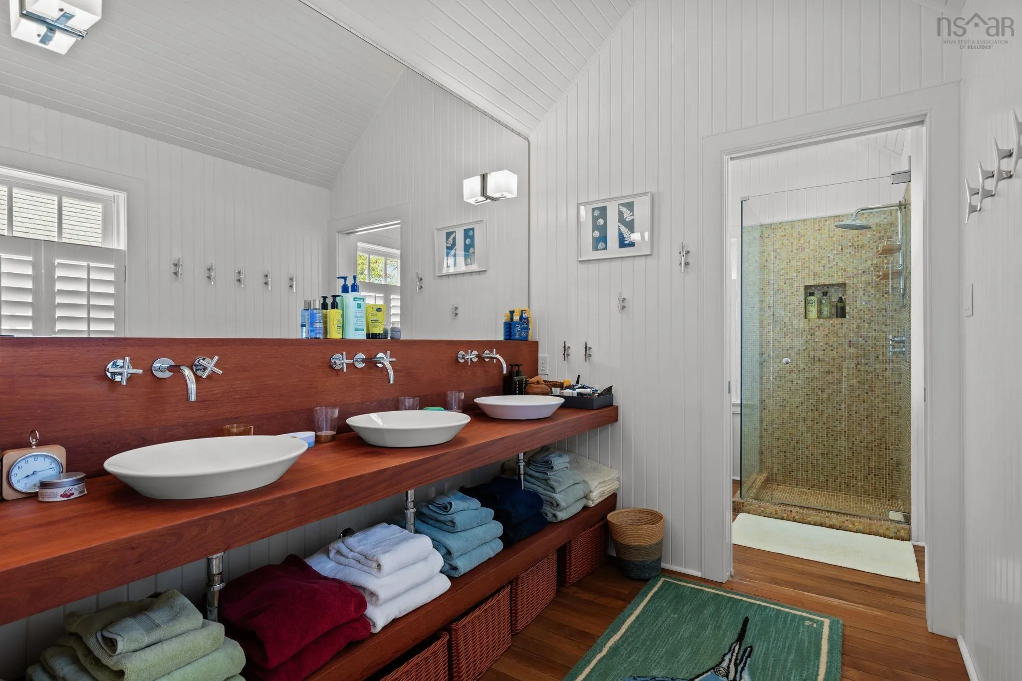 100 Walker Cut, Chester, NS B0J 1J0, 10 Bedrooms Bedrooms, ,9 BathroomsBathrooms,Residential,For Sale,Walker Cut,202521607