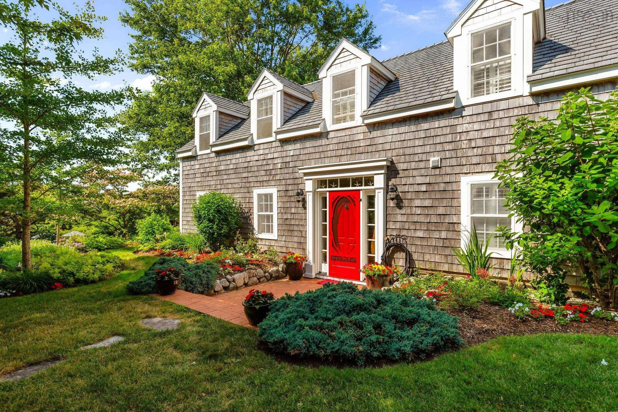 100 Walker Cut, Chester, NS B0J 1J0, 10 Bedrooms Bedrooms, ,9 BathroomsBathrooms,Residential,For Sale,Walker Cut,202521607