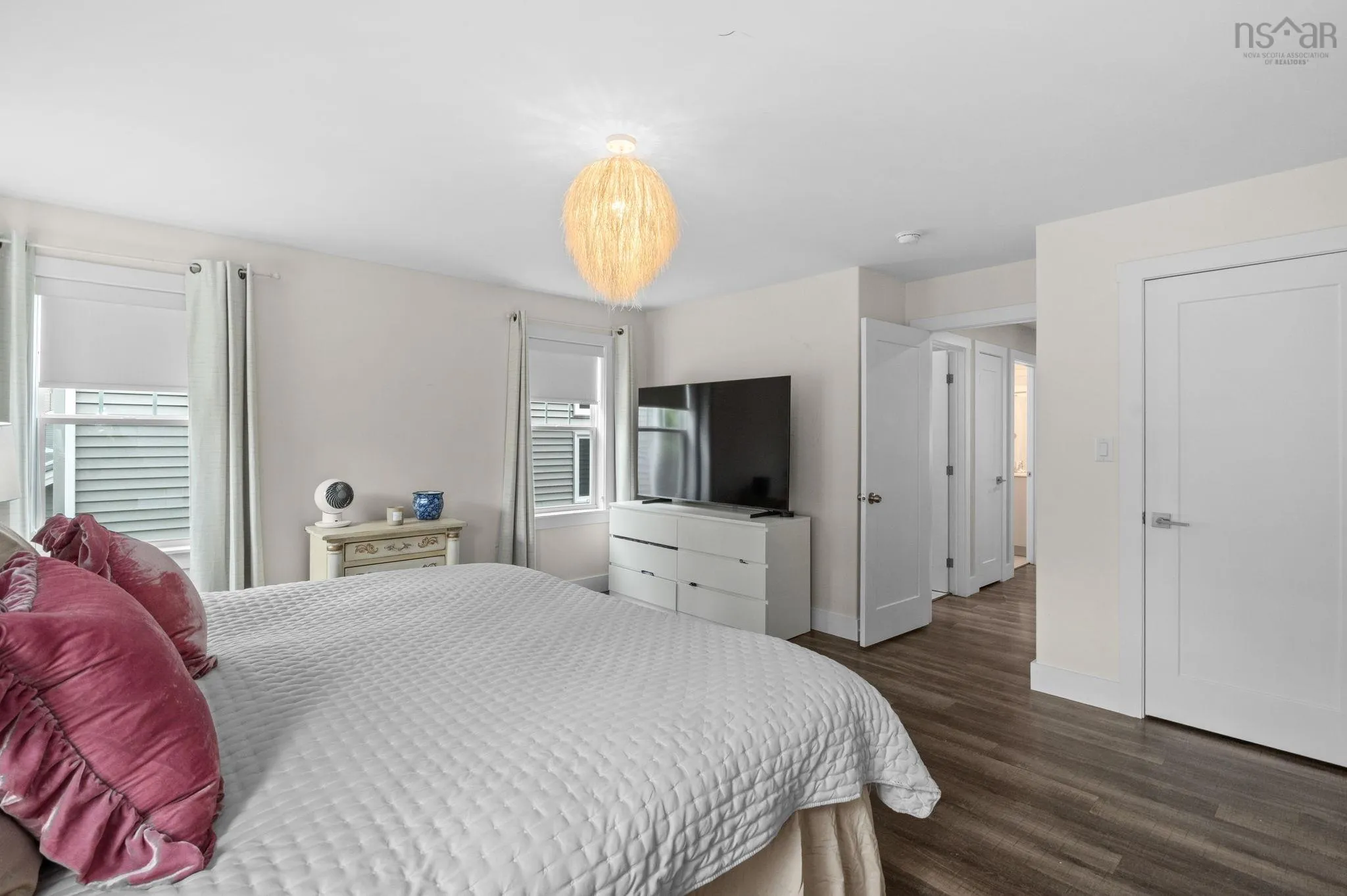 34 Evandale Lane, Bedford, NS B4B 0T2, 5 Bedrooms Bedrooms, ,4 BathroomsBathrooms,Residential,For Sale,Evandale,202521453