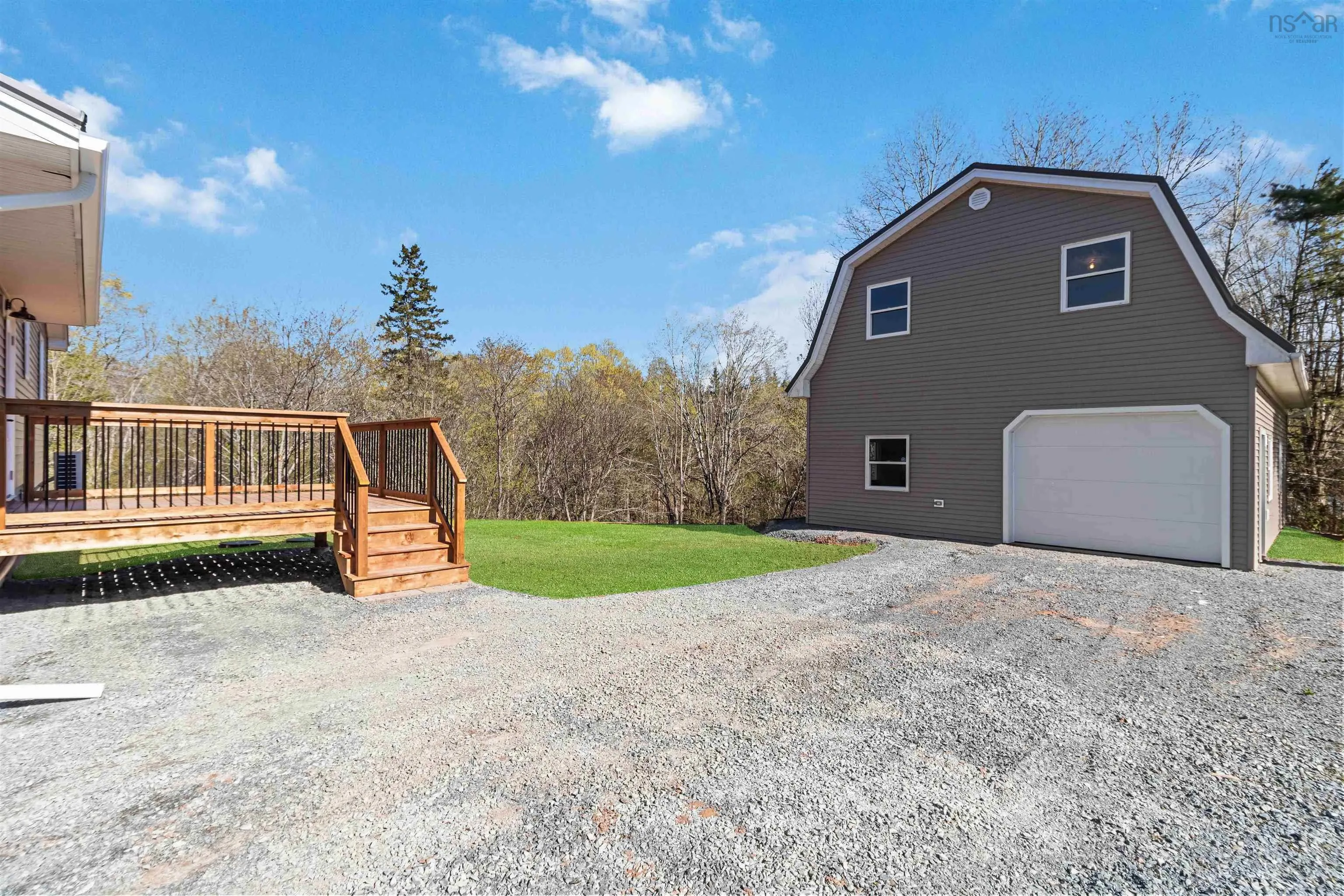 39 Robinson Road, Mill Village, NS B0N 2H0, 5 Bedrooms Bedrooms, ,2 BathroomsBathrooms,Residential,For Sale,Robinson,202511254