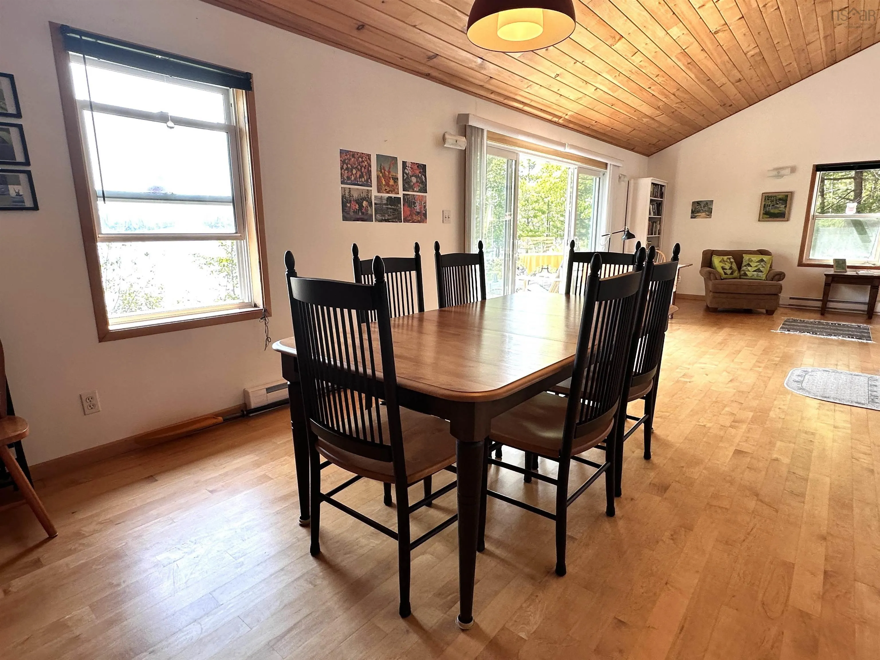 98 Lakeview Drive, Westfield, NS B0T 1B0, 2 Bedrooms Bedrooms, ,1 BathroomBathrooms,Residential,For Sale,Lake View,202519087