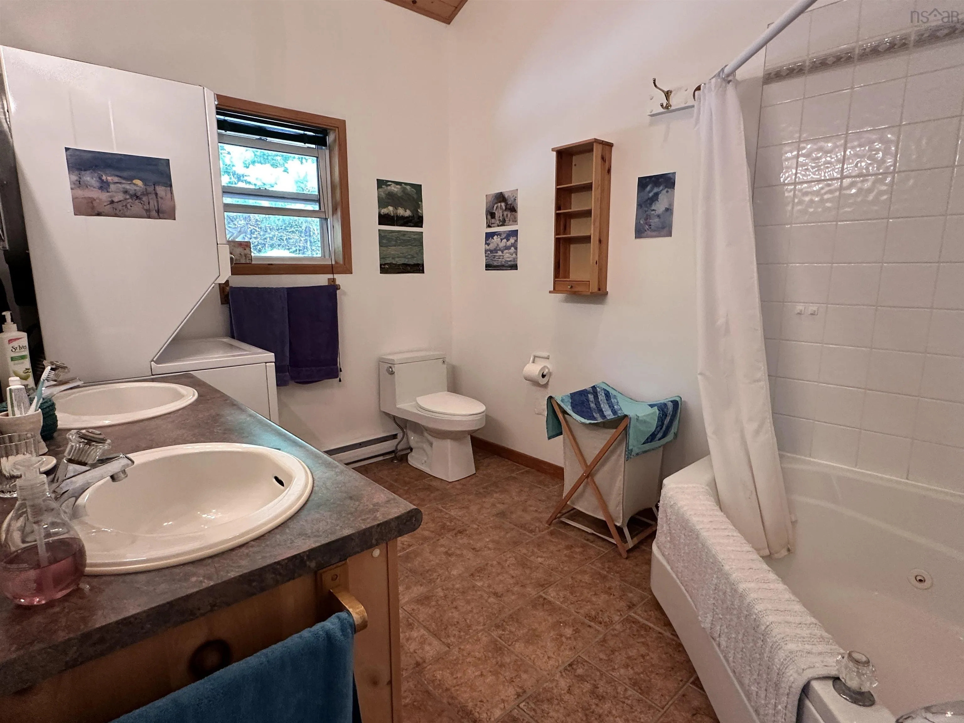 98 Lakeview Drive, Westfield, NS B0T 1B0, 2 Bedrooms Bedrooms, ,1 BathroomBathrooms,Residential,For Sale,Lake View,202519087