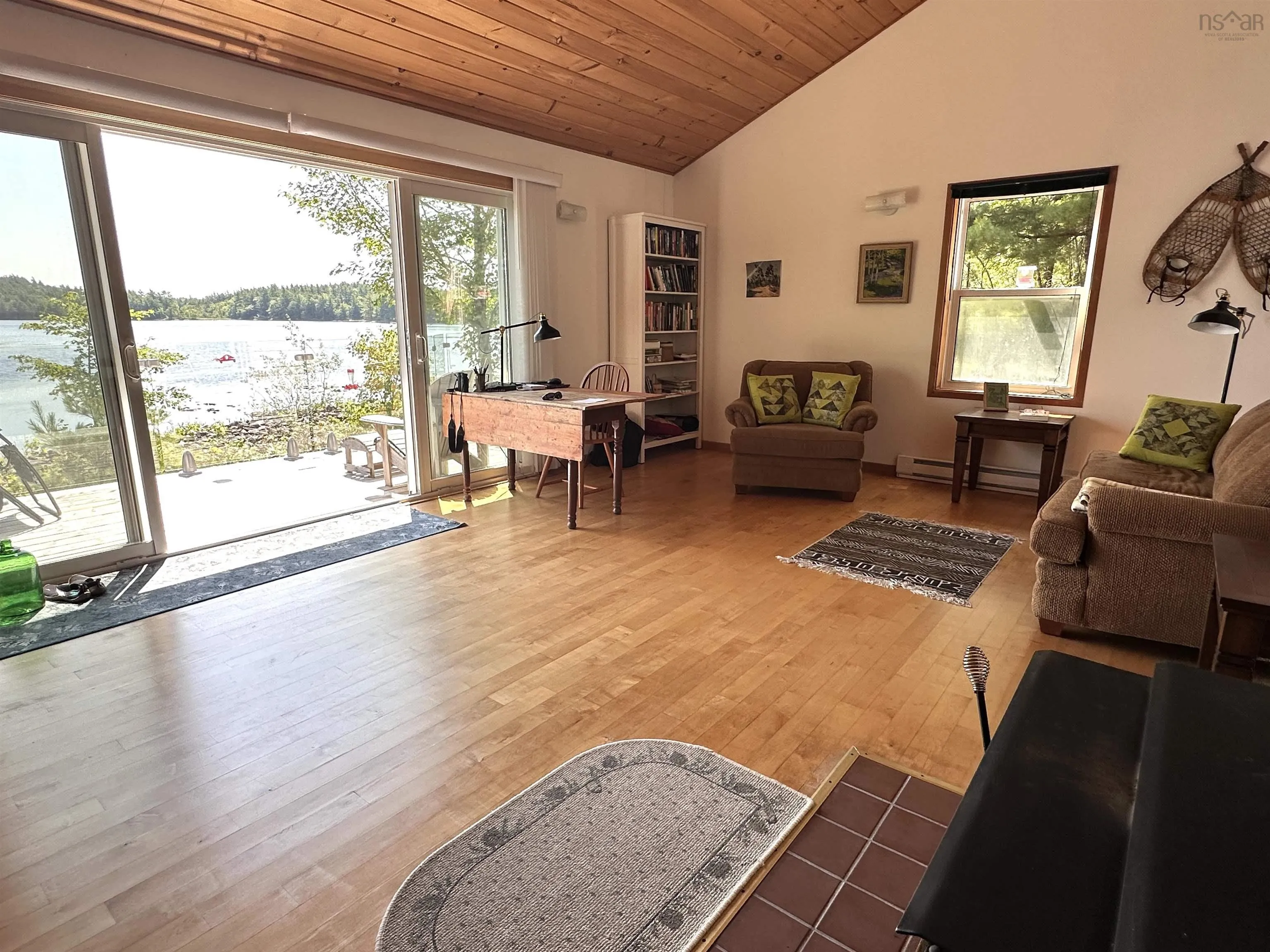 98 Lakeview Drive, Westfield, NS B0T 1B0, 2 Bedrooms Bedrooms, ,1 BathroomBathrooms,Residential,For Sale,Lake View,202519087