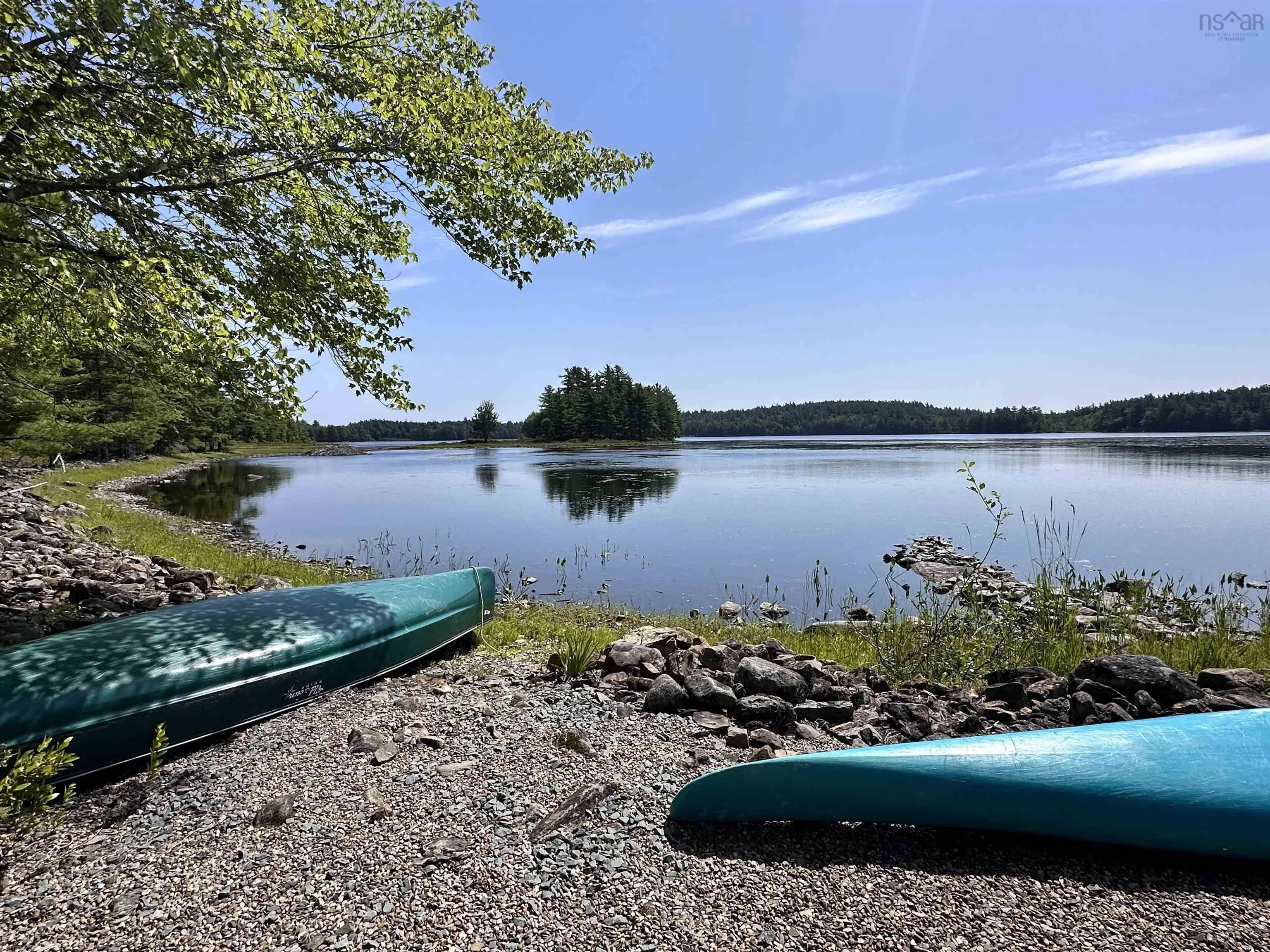 98 Lakeview Drive, Westfield, NS B0T 1B0, 2 Bedrooms Bedrooms, ,1 BathroomBathrooms,Residential,For Sale,Lake View,202519087