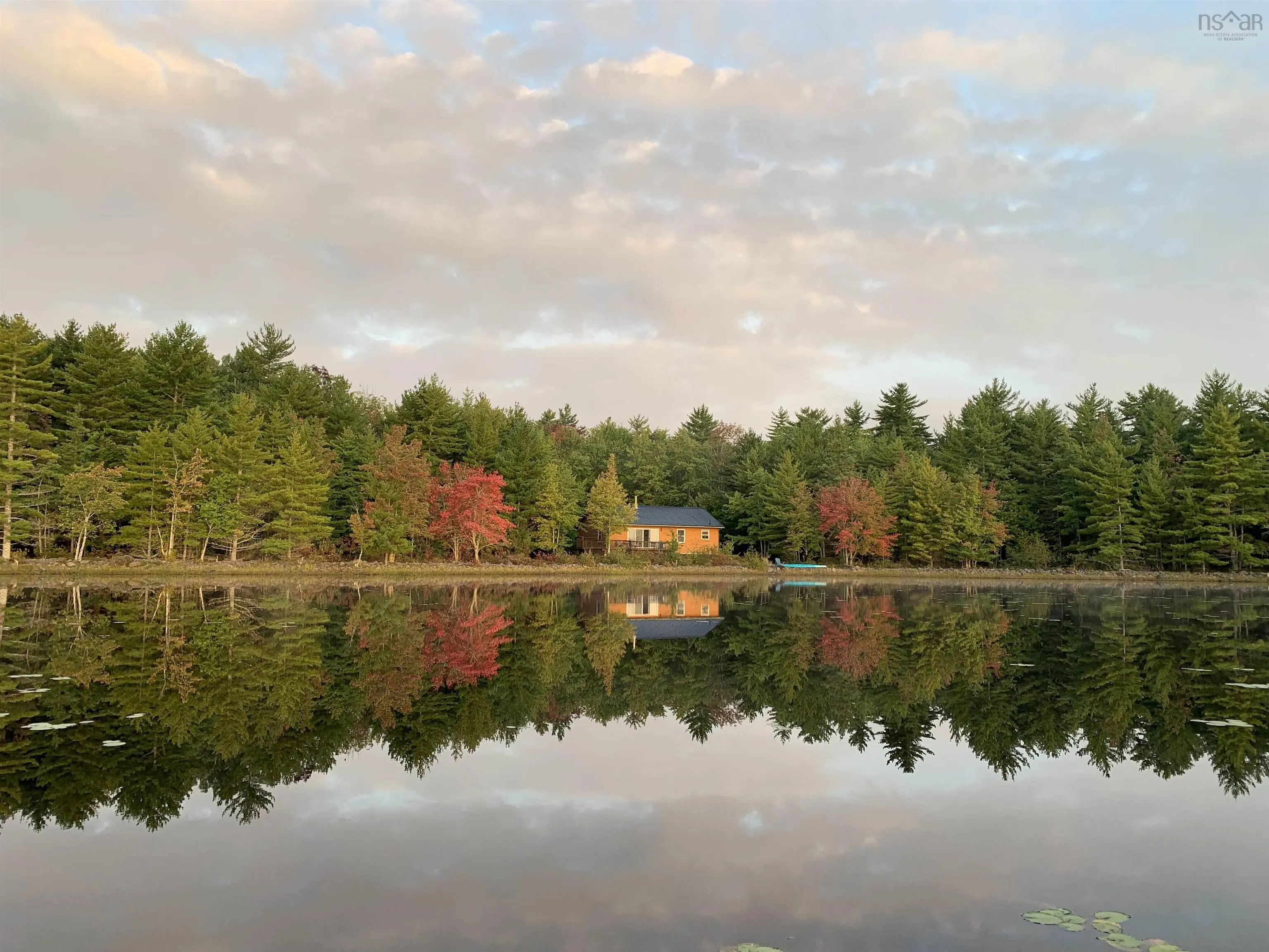 98 Lakeview Drive, Westfield, NS B0T 1B0, 2 Bedrooms Bedrooms, ,1 BathroomBathrooms,Residential,For Sale,Lake View,202519087