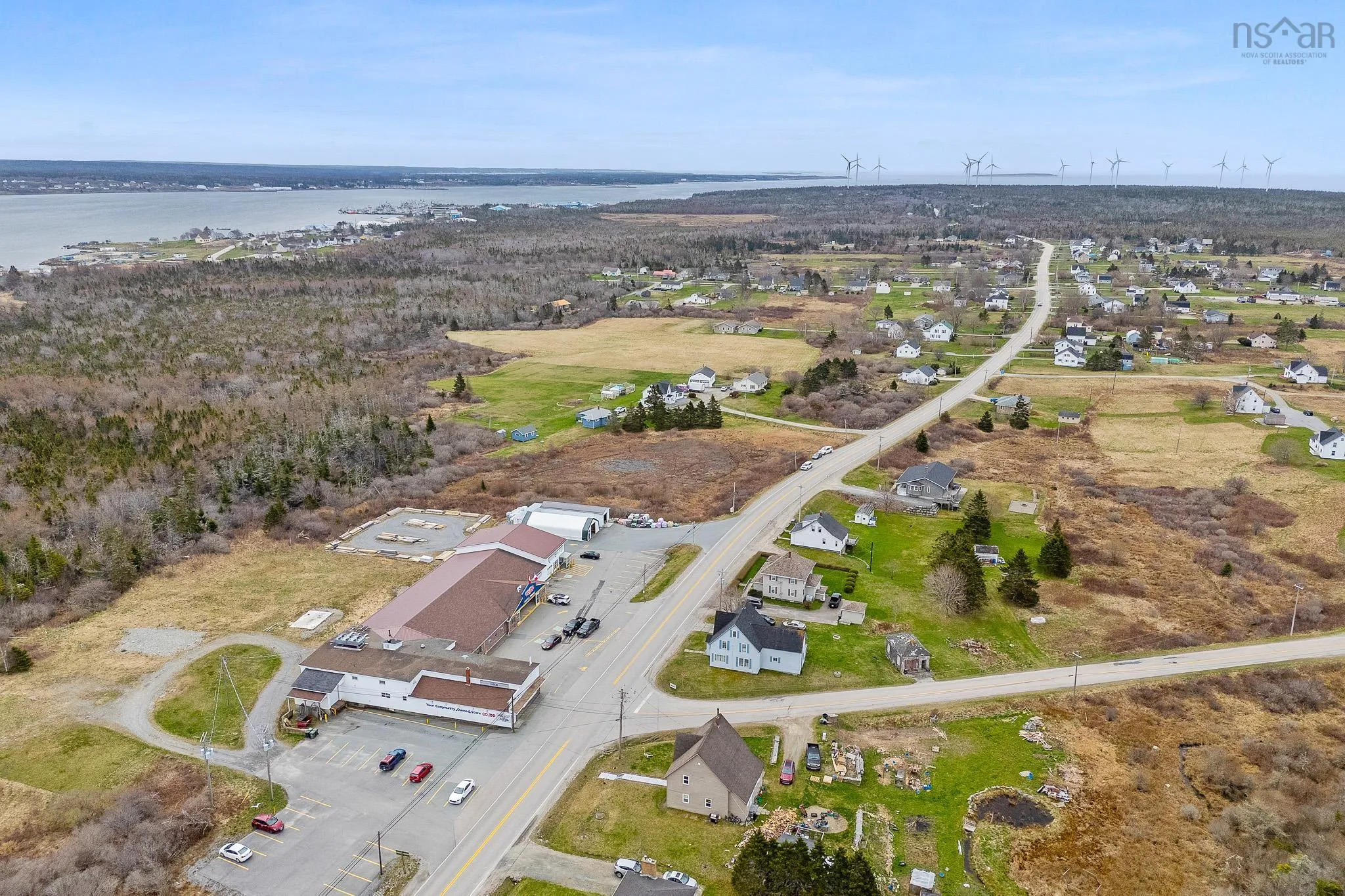 17 Ponderosa Lane, Lower West Pubnico Ns B0w 2m0, 4 Bedrooms Bedrooms, ,2 BathroomsBathrooms,Residential,For Sale,Ponderosa,202509194