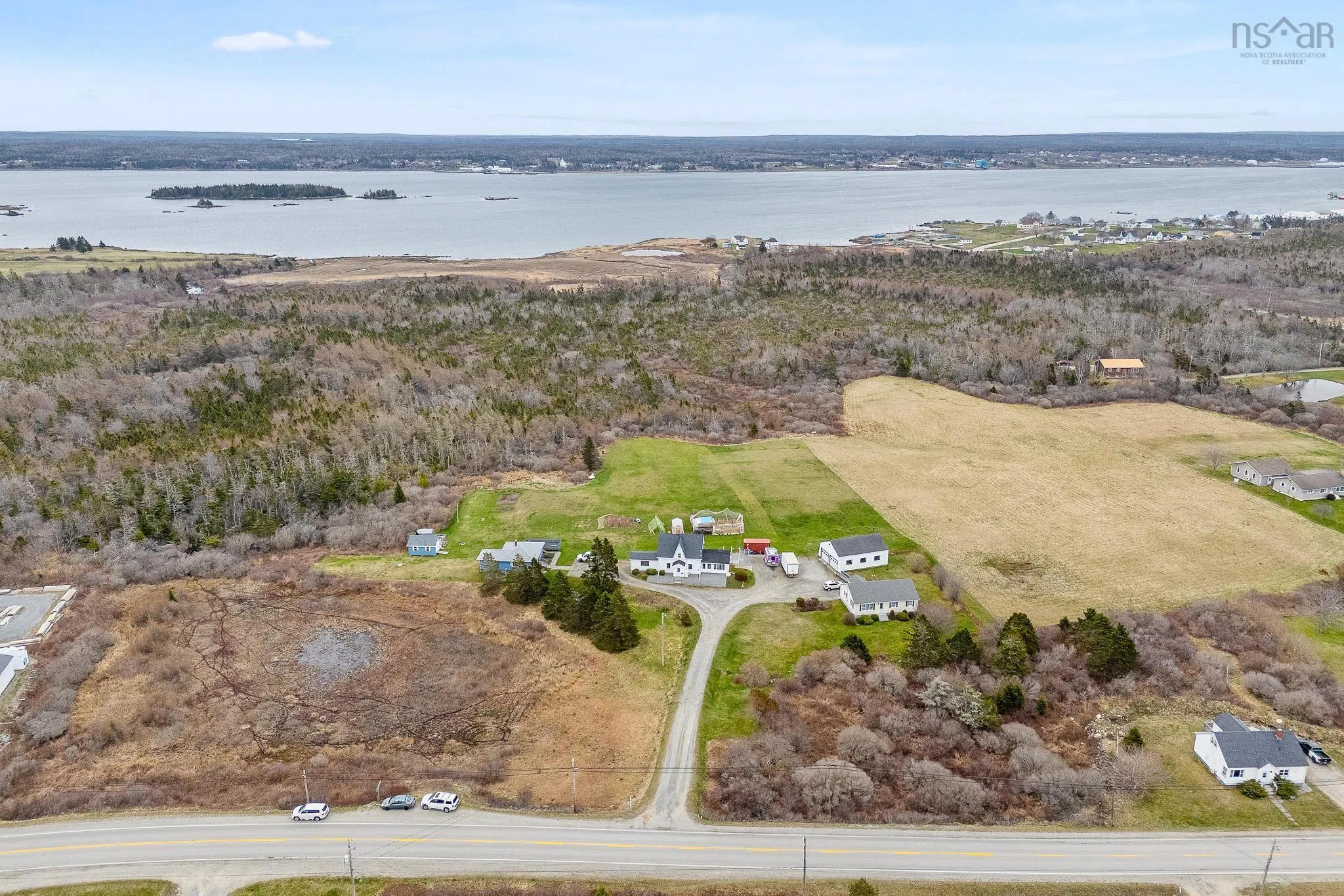 17 Ponderosa Lane, Lower West Pubnico Ns B0w 2m0, 4 Bedrooms Bedrooms, ,2 BathroomsBathrooms,Residential,For Sale,Ponderosa,202509194