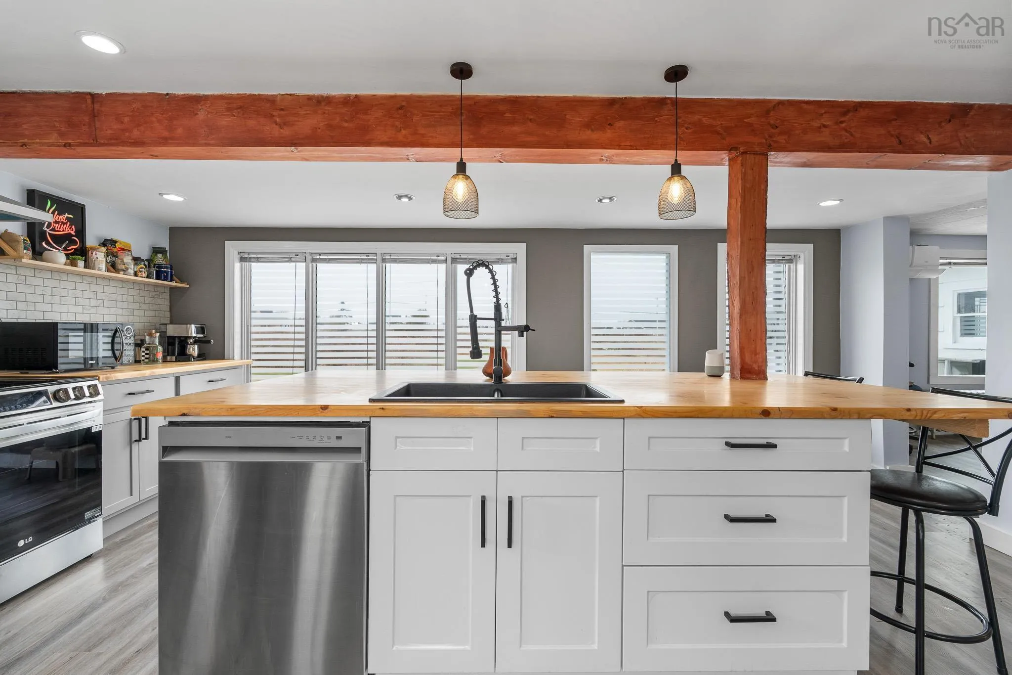 17 Ponderosa Lane, Lower West Pubnico Ns B0w 2m0, 4 Bedrooms Bedrooms, ,2 BathroomsBathrooms,Residential,For Sale,Ponderosa,202509194