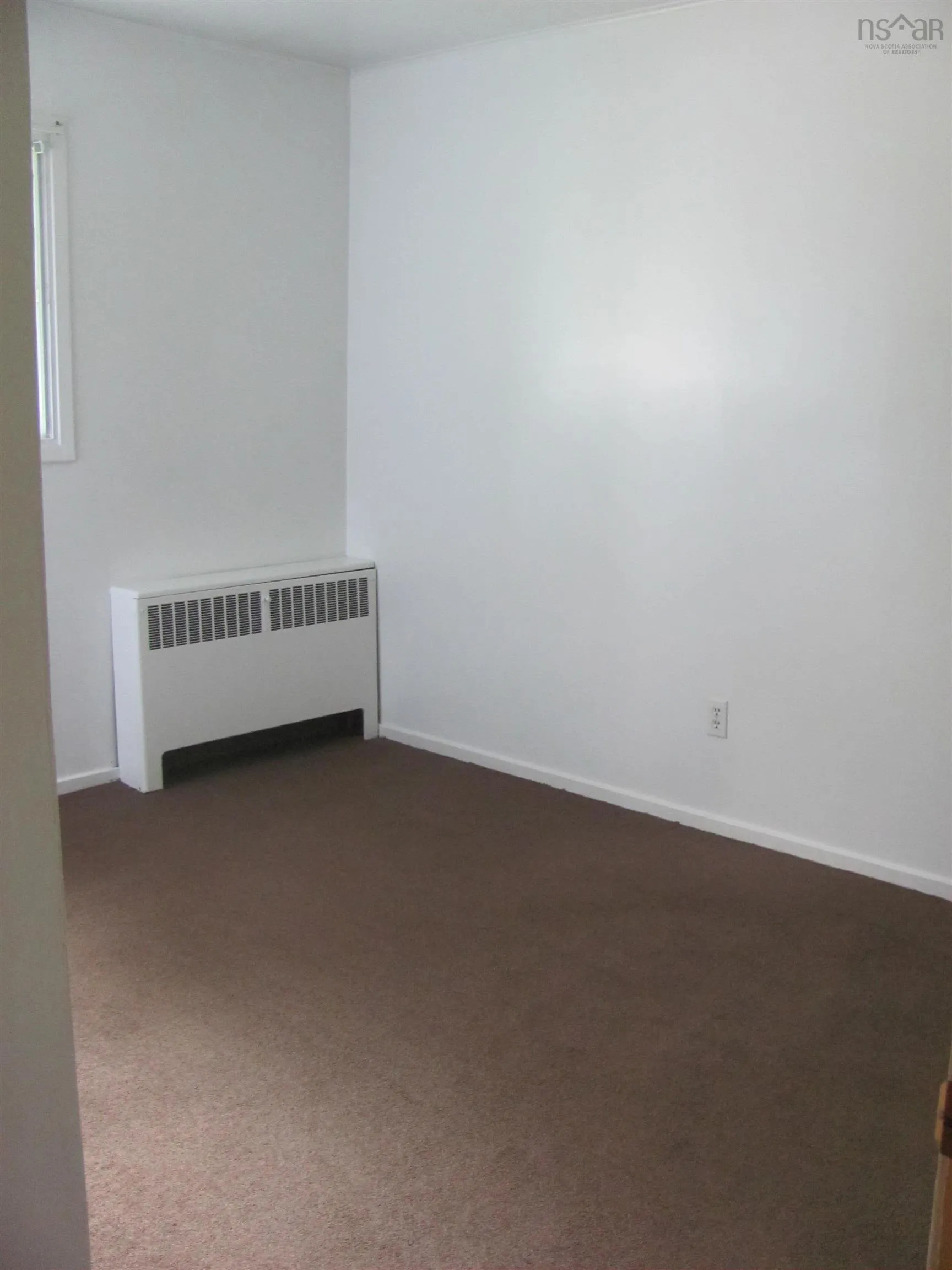 993 King Street, Windsor Ns B0n 2t0, 24 Bedrooms Bedrooms, ,Residential Income,For Sale,King,202509769