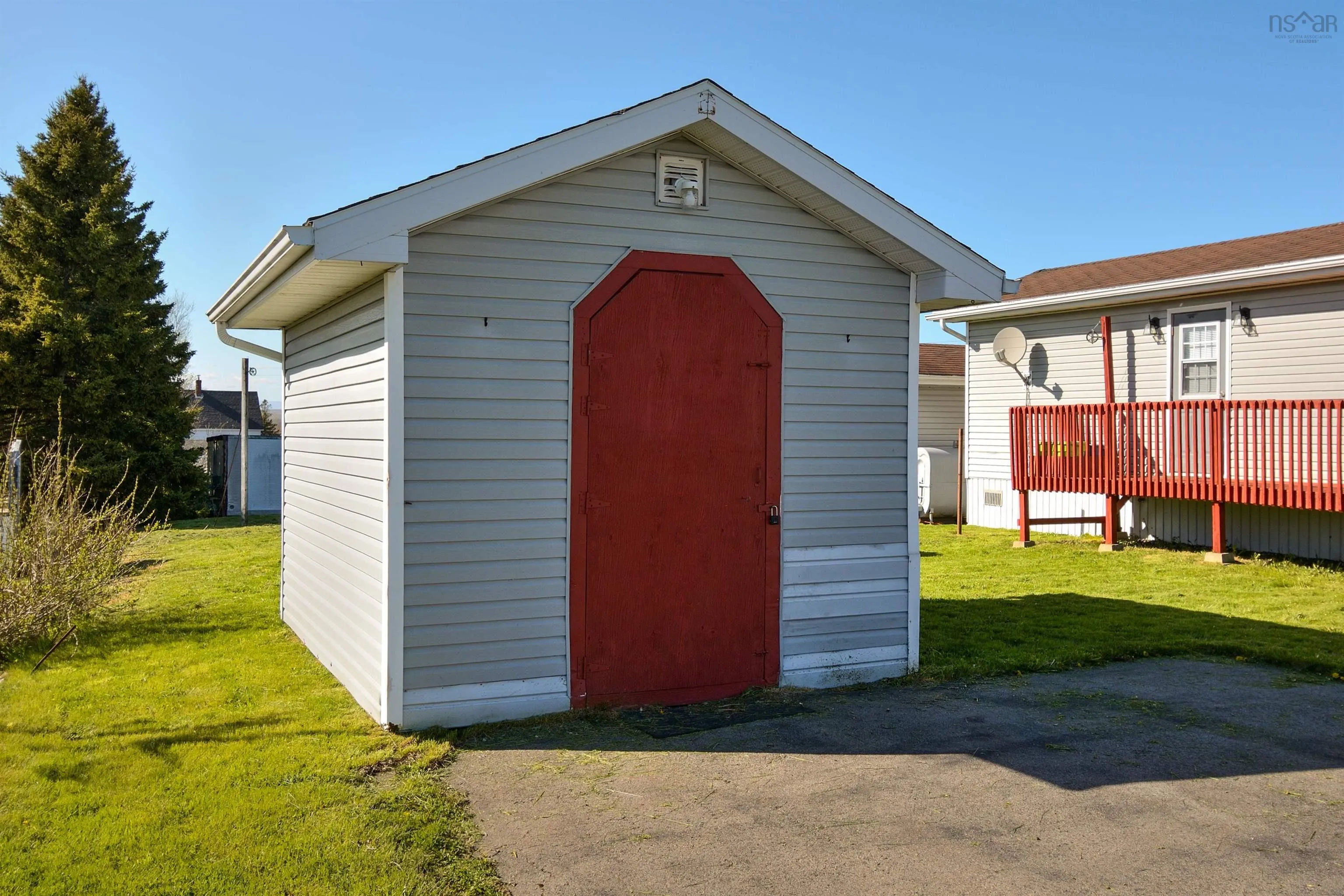 104 Butts Street, Sydney Mines, NS B1V 1N5, 2 Bedrooms Bedrooms, ,1 BathroomBathrooms,Residential,For Sale,Butts,202523115