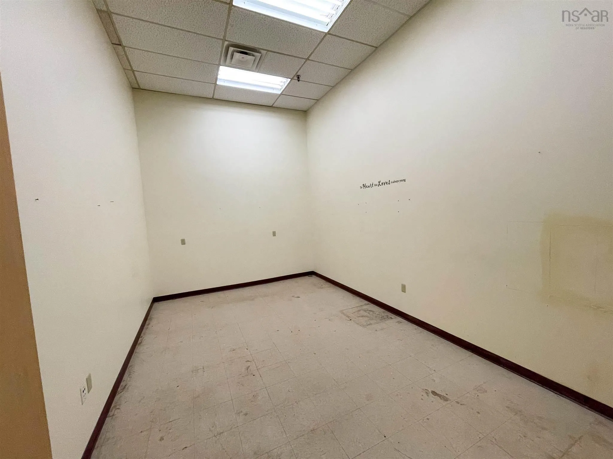3 Sterling Road, Glace Bay Ns B1a 3x2, ,Commercial Sale,For Sale,Sterling,202127658