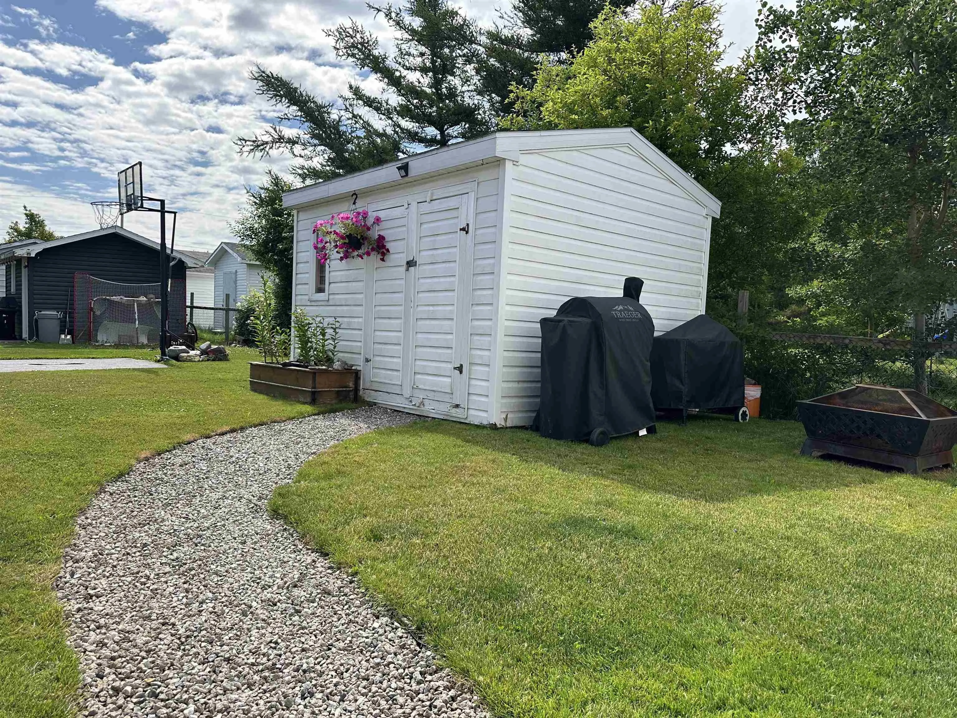 17 Willowdale Drive, Glace Bay, NS B1A 4B3, 3 Bedrooms Bedrooms, ,2 BathroomsBathrooms,Residential,For Sale,Willowdale,202517464