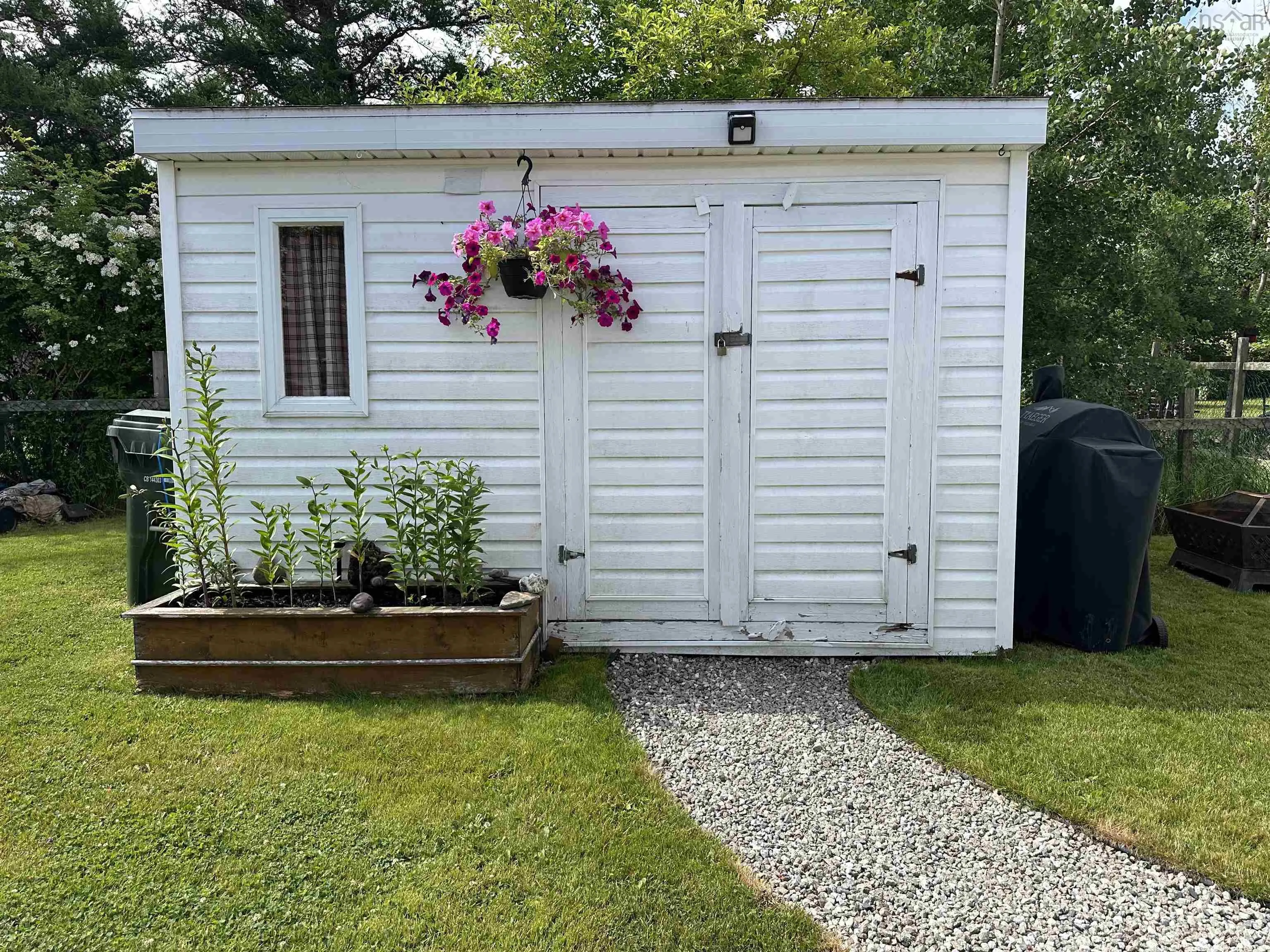 17 Willowdale Drive, Glace Bay, NS B1A 4B3, 3 Bedrooms Bedrooms, ,2 BathroomsBathrooms,Residential,For Sale,Willowdale,202517464