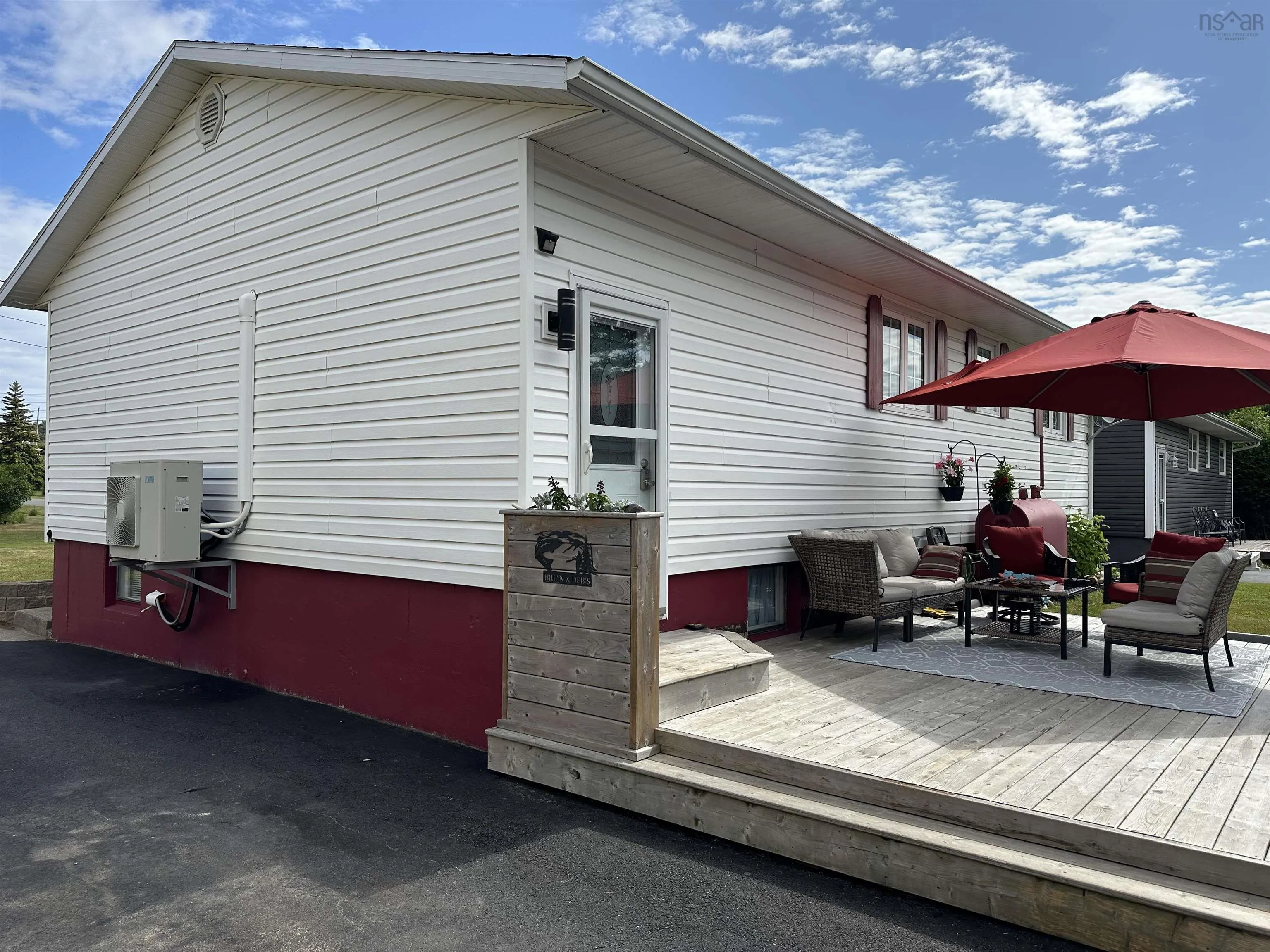 17 Willowdale Drive, Glace Bay, NS B1A 4B3, 3 Bedrooms Bedrooms, ,2 BathroomsBathrooms,Residential,For Sale,Willowdale,202517464