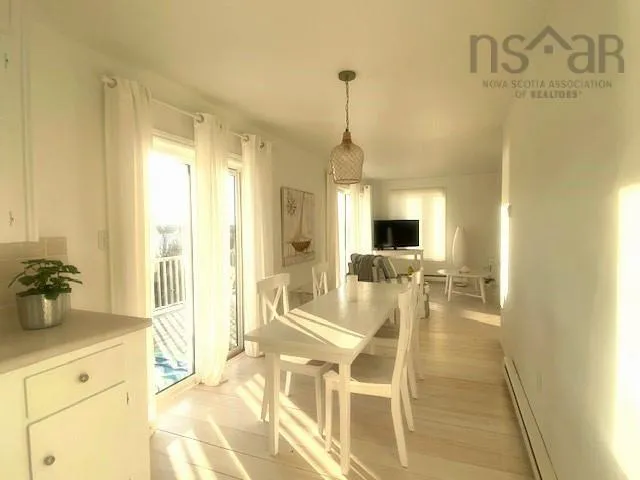 264 Brighton Road, Lockeport Ns B0t 1l0, 4 Bedrooms Bedrooms, ,2 BathroomsBathrooms,Residential,For Sale,Brighton,202502310