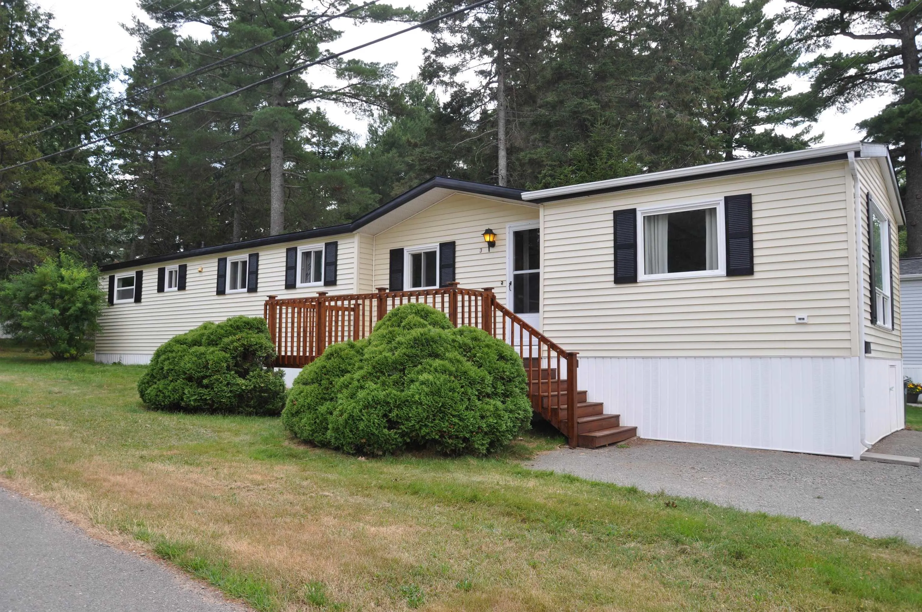 3 Patricia Drive E, New Minas, NS B4N 5L3, 3 Bedrooms Bedrooms, ,1 BathroomBathrooms,Residential,For Sale,Patricia,202518921