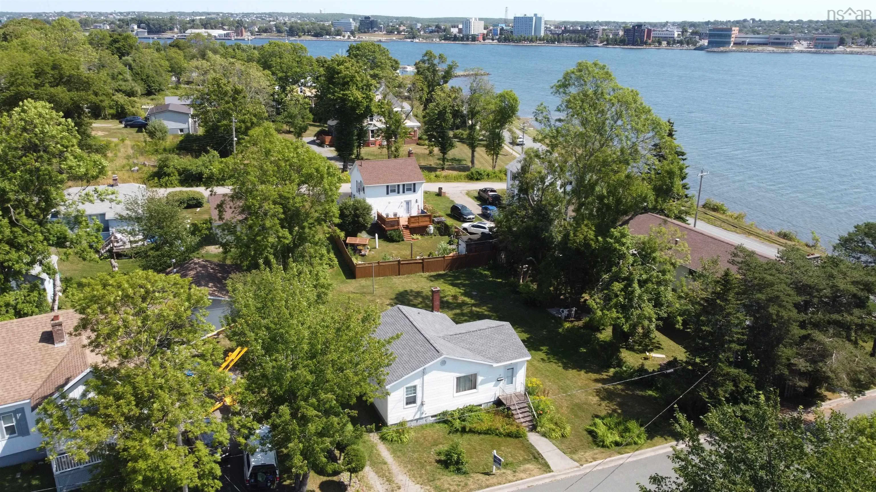 12 Wendy Street, Westmount, NS B1R 1Y2, 2 Bedrooms Bedrooms, ,1 BathroomBathrooms,Residential,For Sale,Wendy,202520036
