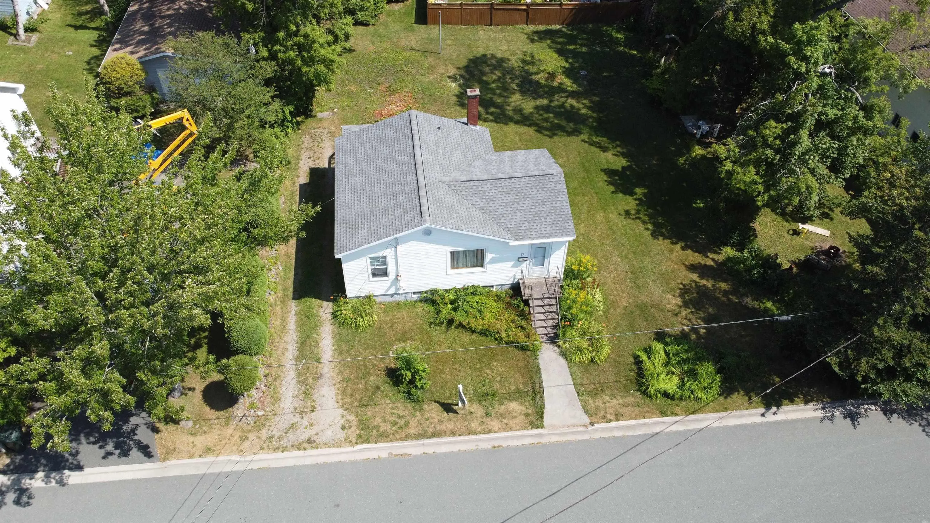 12 Wendy Street, Westmount, NS B1R 1Y2, 2 Bedrooms Bedrooms, ,1 BathroomBathrooms,Residential,For Sale,Wendy,202520036