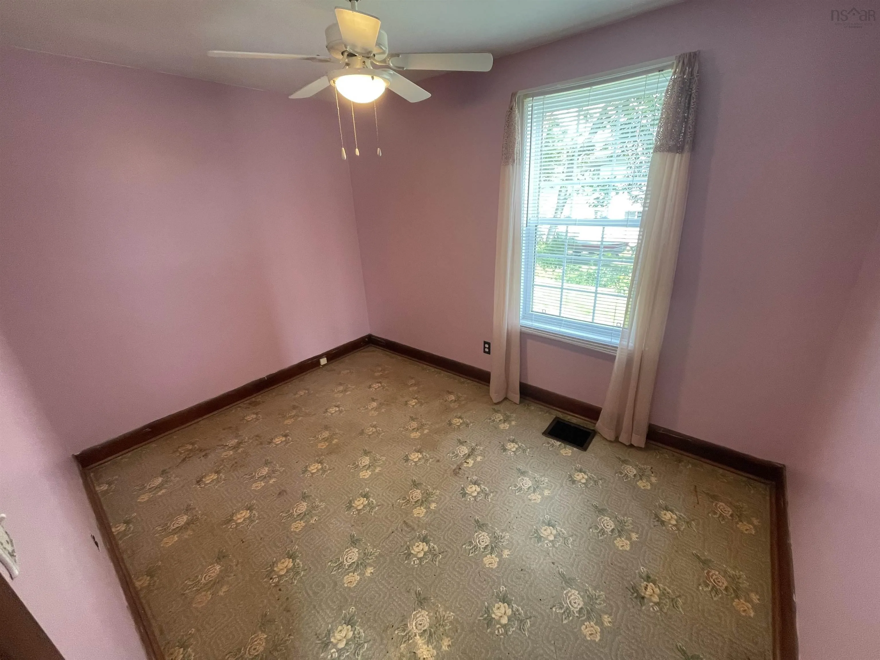 12 Wendy Street, Westmount, NS B1R 1Y2, 2 Bedrooms Bedrooms, ,1 BathroomBathrooms,Residential,For Sale,Wendy,202520036